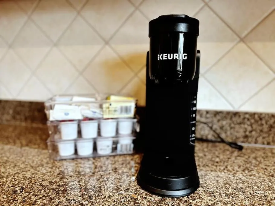 Super Cosy 8Bed & 6Bath in Vancouver heart near to airport and DownTown