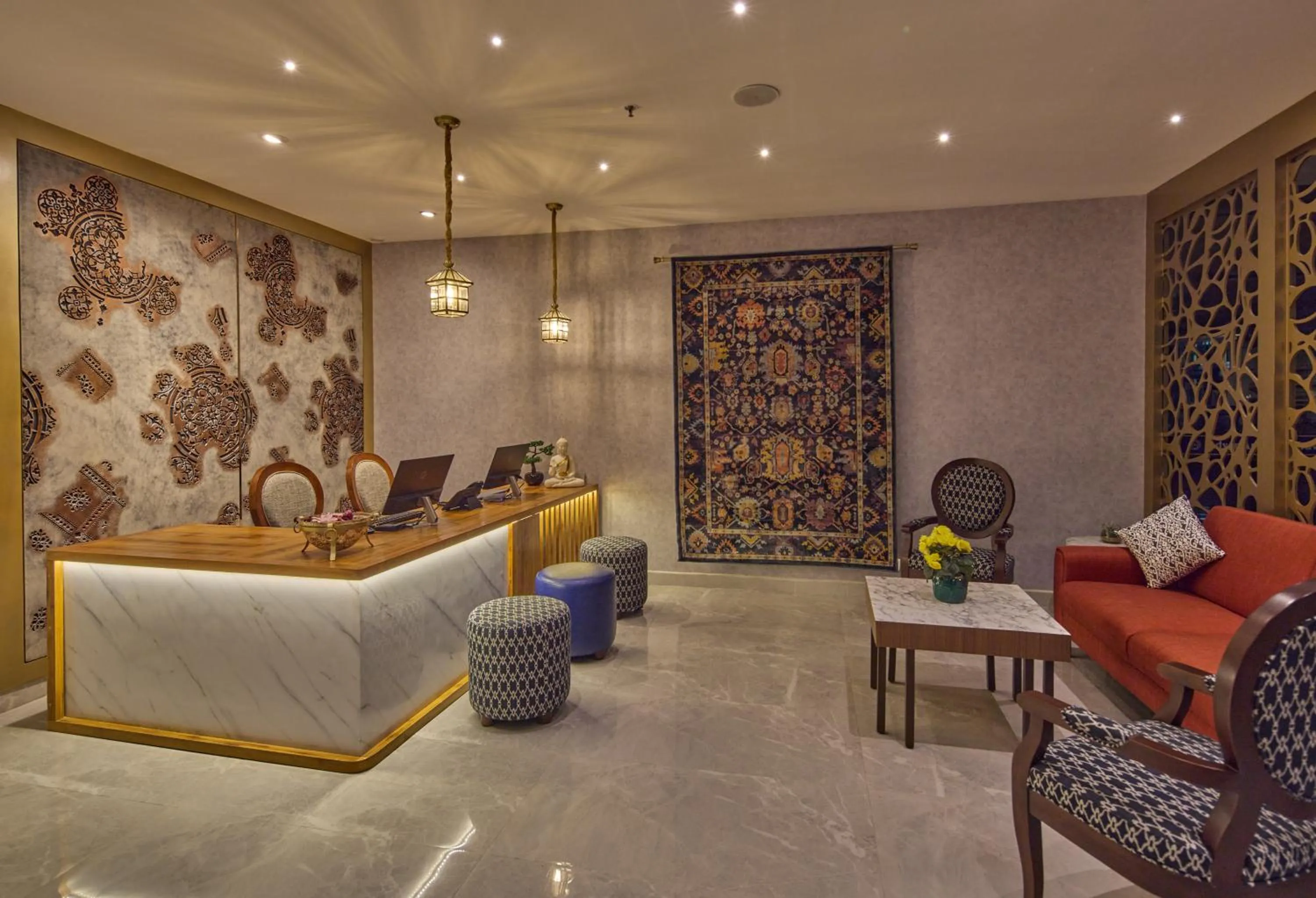 Lobby or reception, Bed in Golden Tulip Tirupati