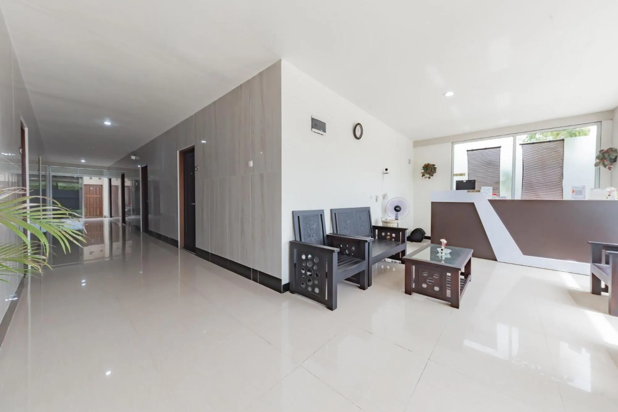 Lobby or reception in Urbanview Hotel Diamond Malai Permata near Universitas Palangkaraya