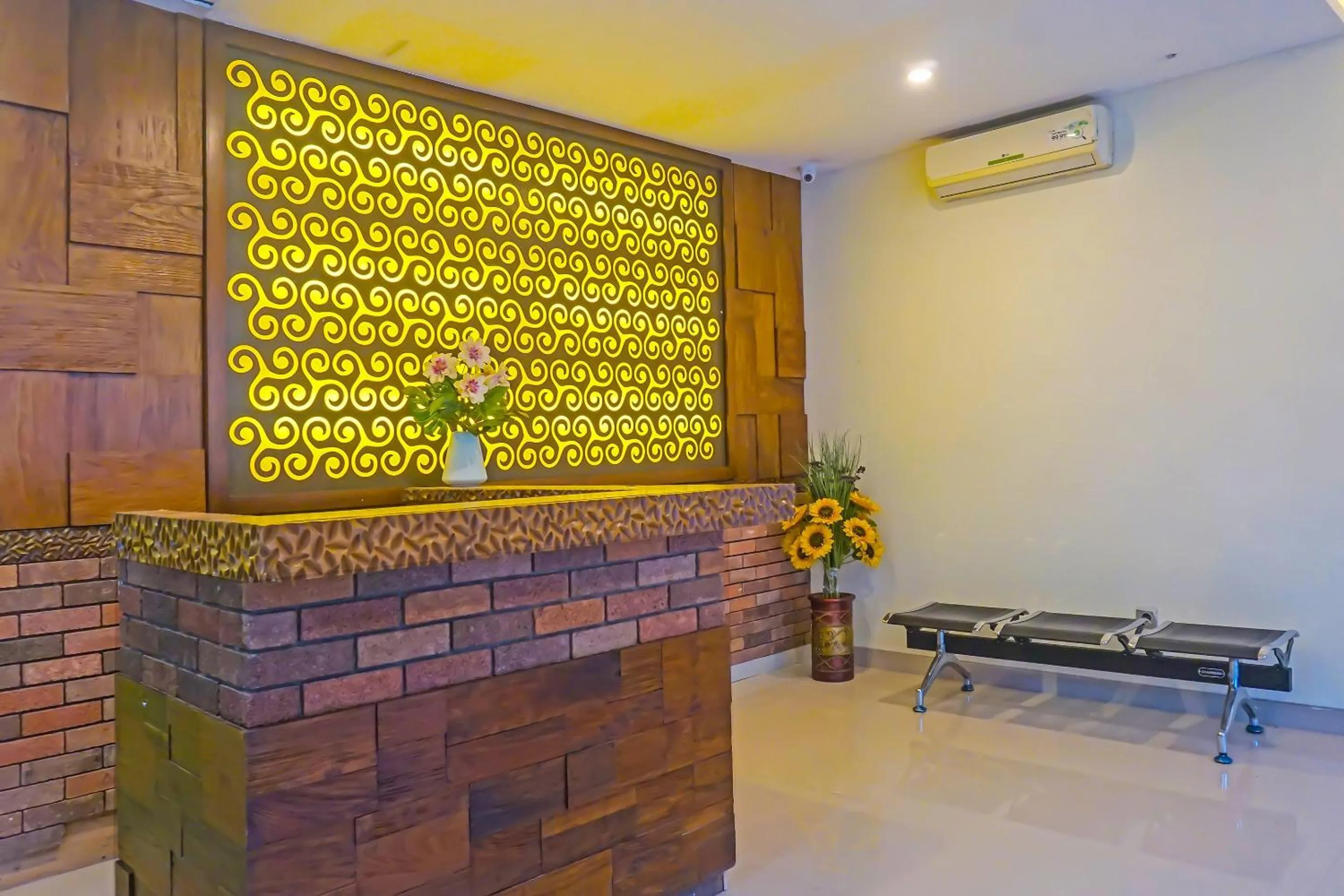 Lobby or reception in Hotel O Orienchi 3