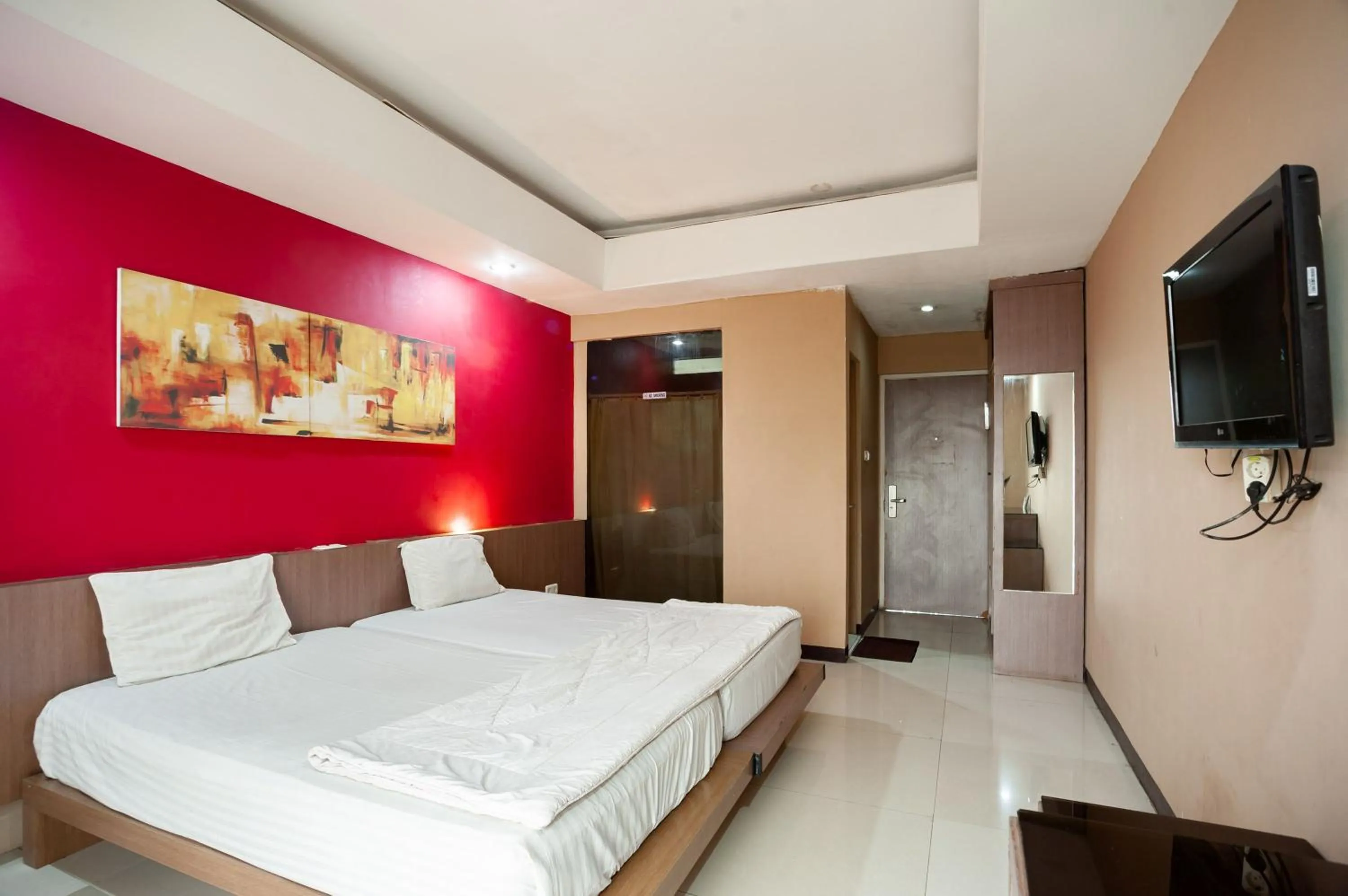 Bedroom, Bed in Safwah Bintaro Syariah Mitra RedDoorz