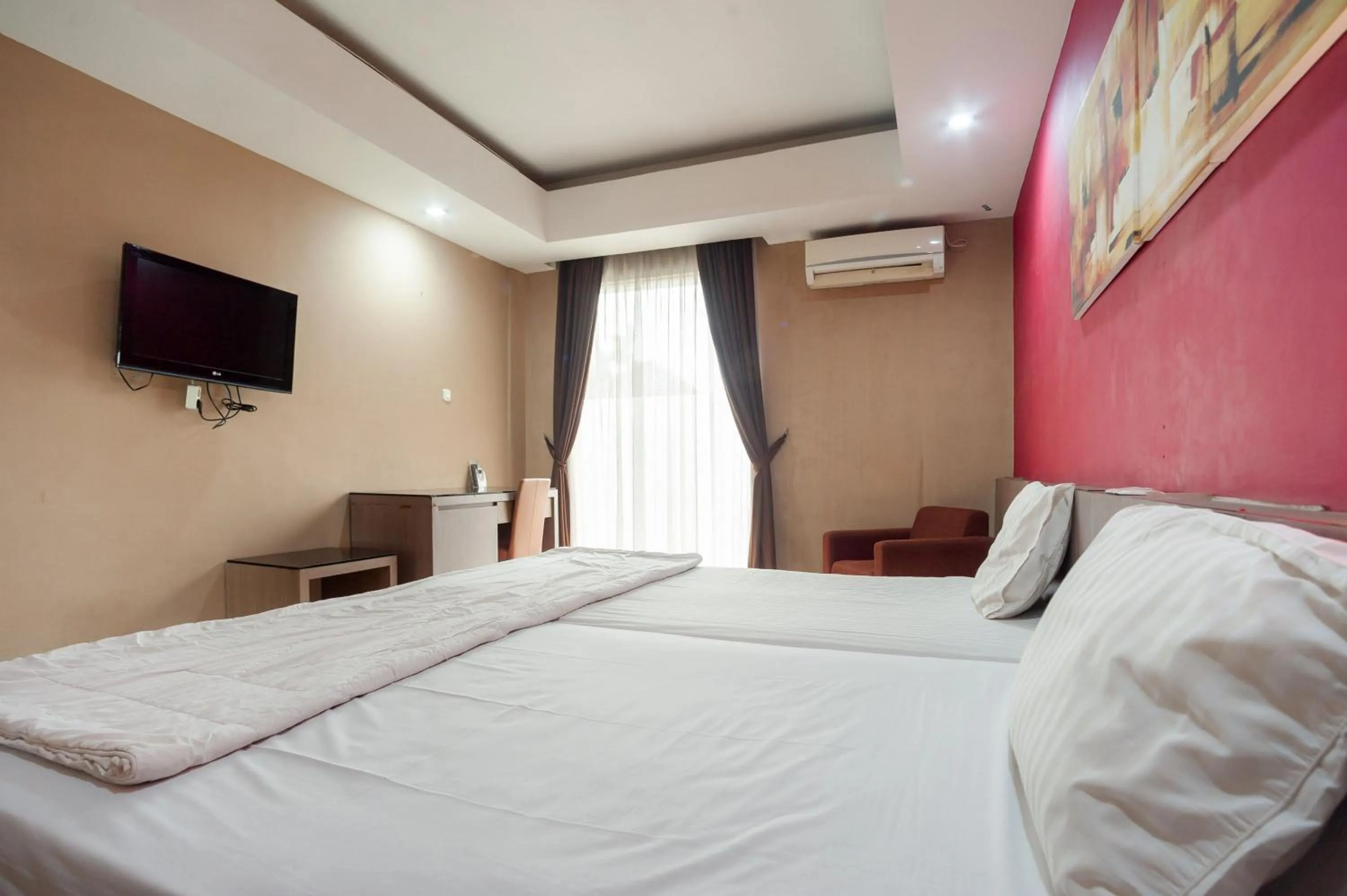Bedroom, Bed in Safwah Bintaro Syariah Mitra RedDoorz