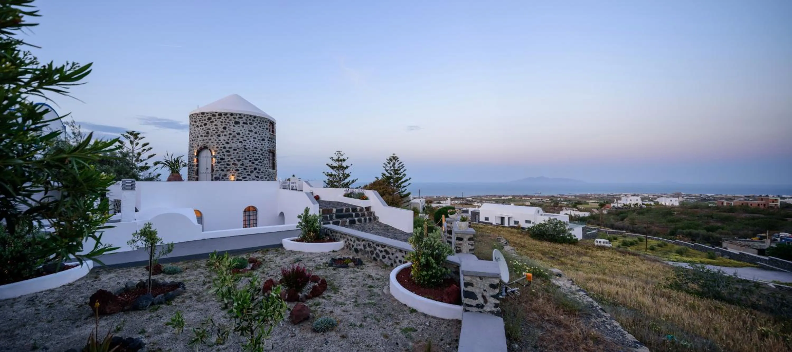 Property building in CASA ARISTA