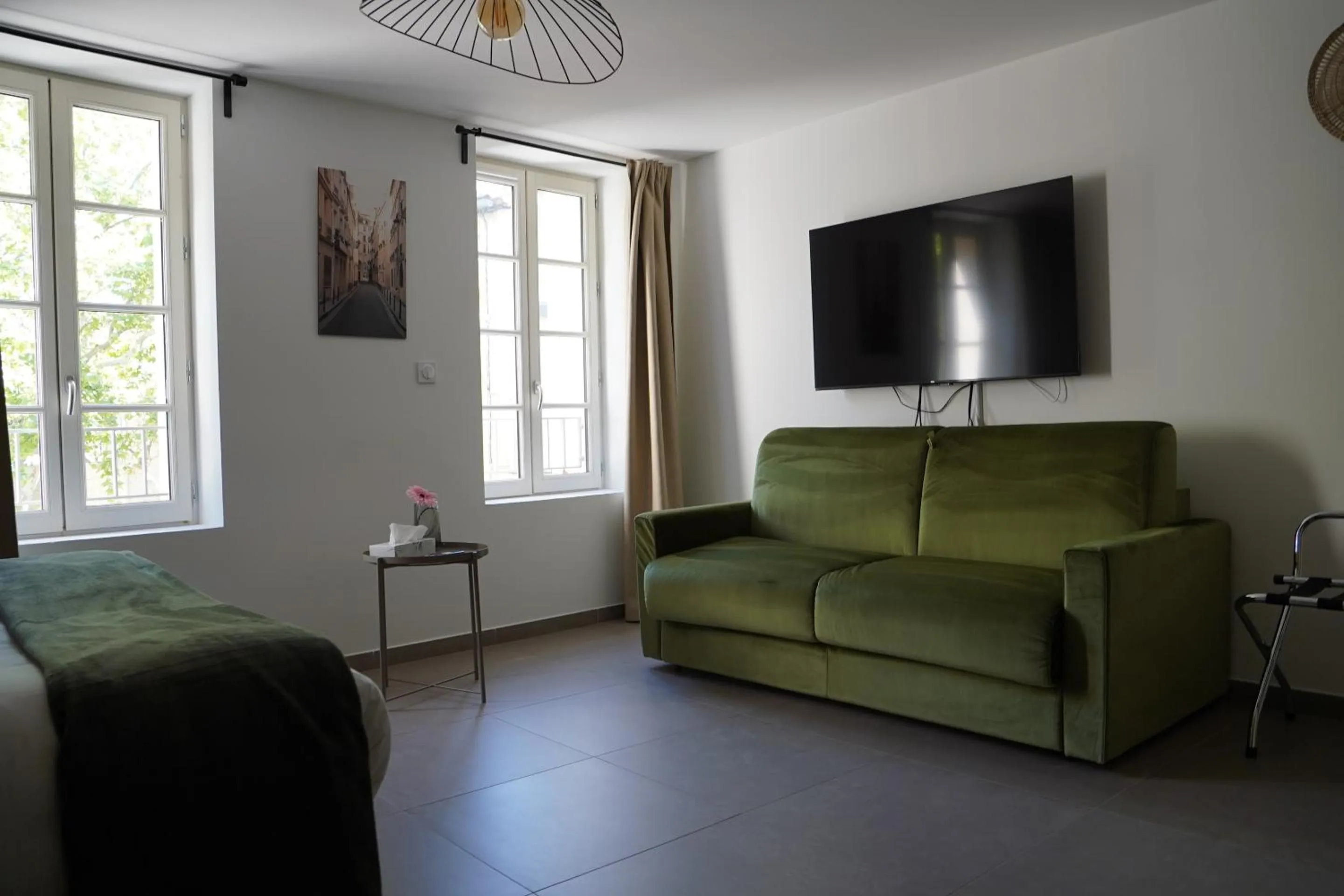 Bedroom in SOUS LES PLATANES