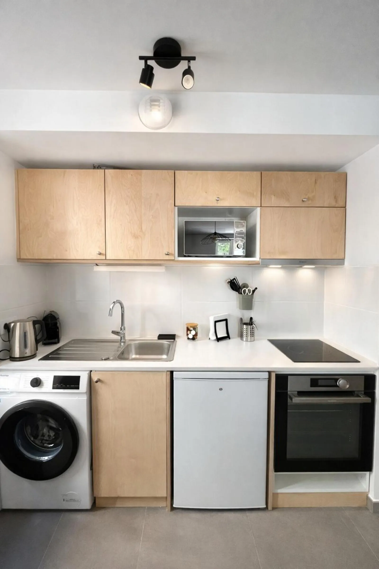 Bedroom in SOUS LES PLATANES