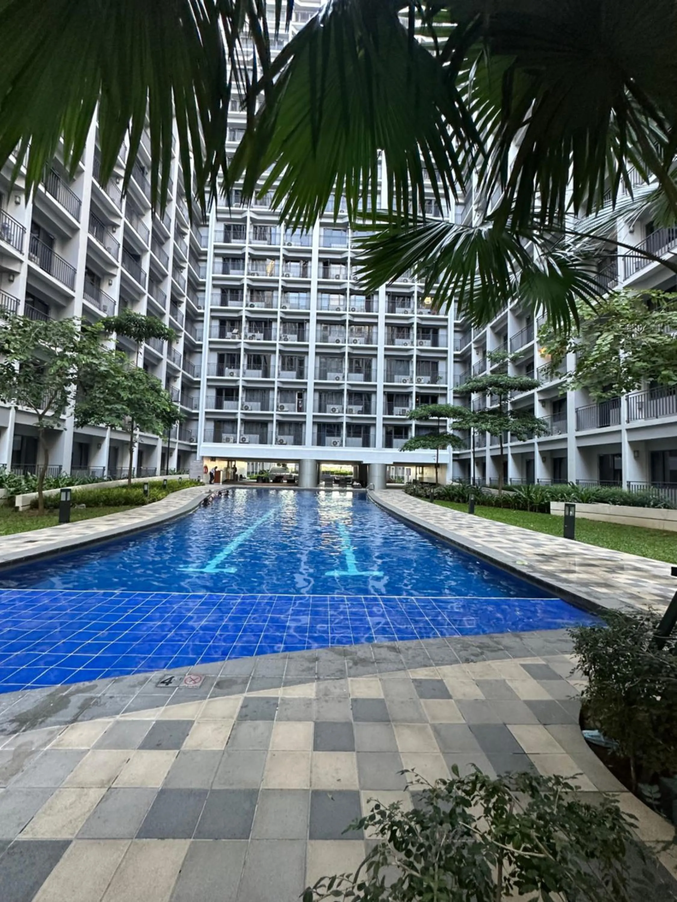 Homey Condo by the Bay