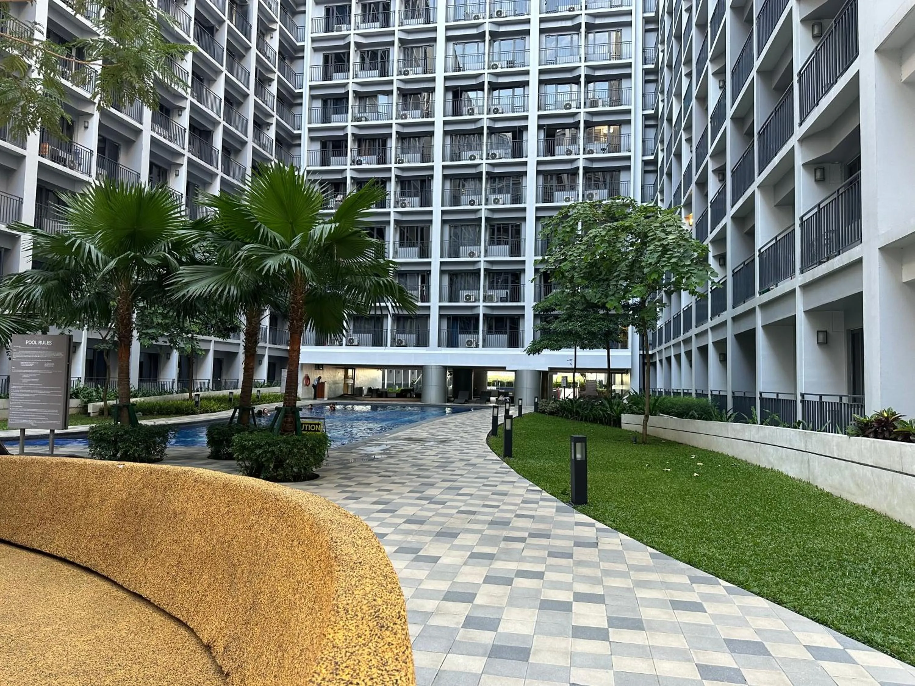 Homey Condo by the Bay