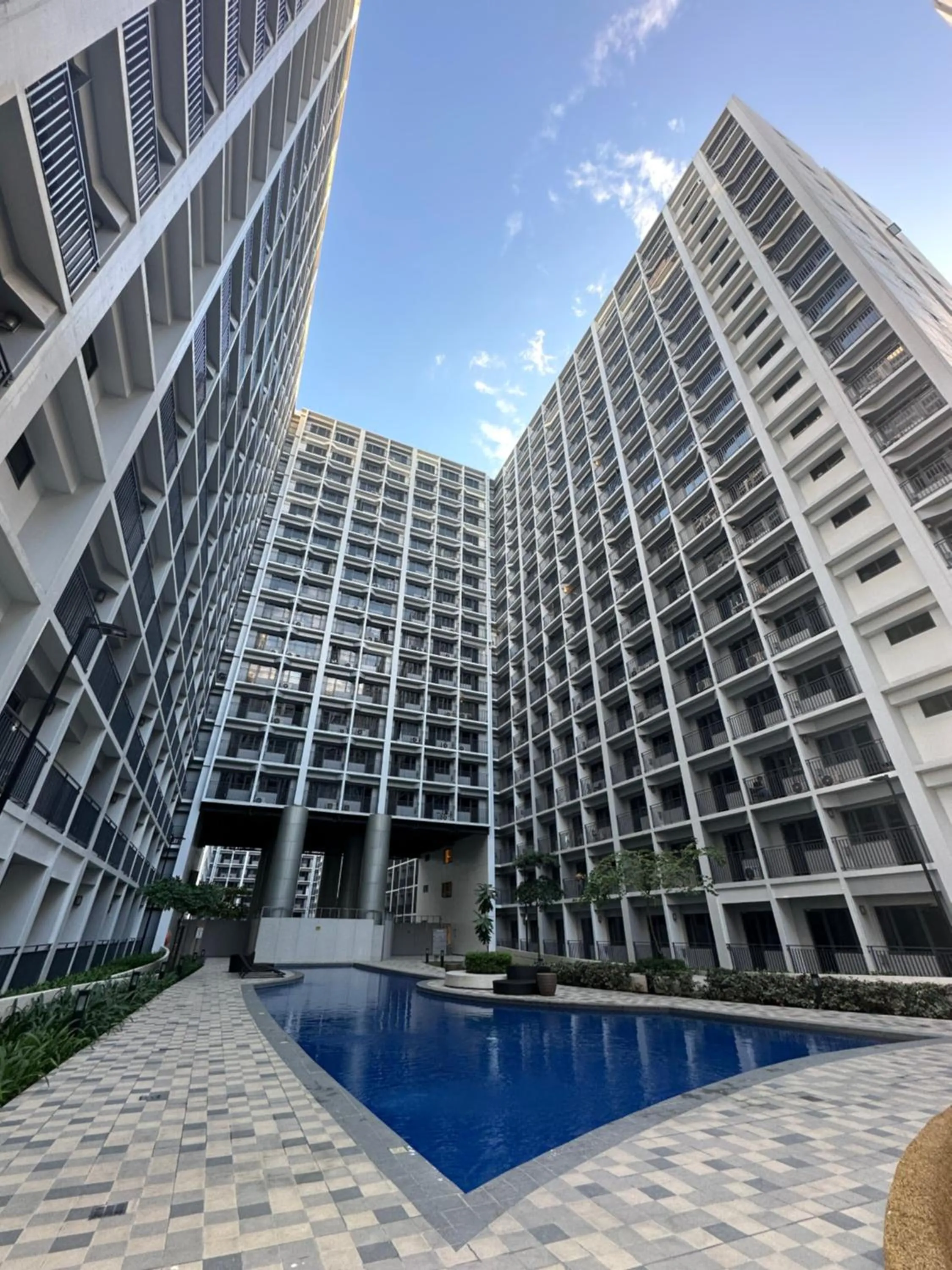 Homey Condo by the Bay