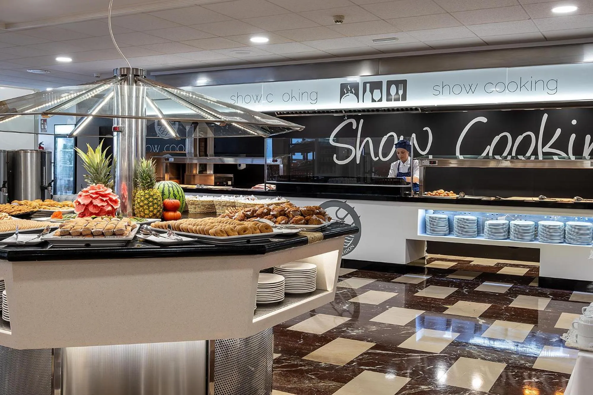 Restaurant/places to eat in Hotel Poseidon Playa