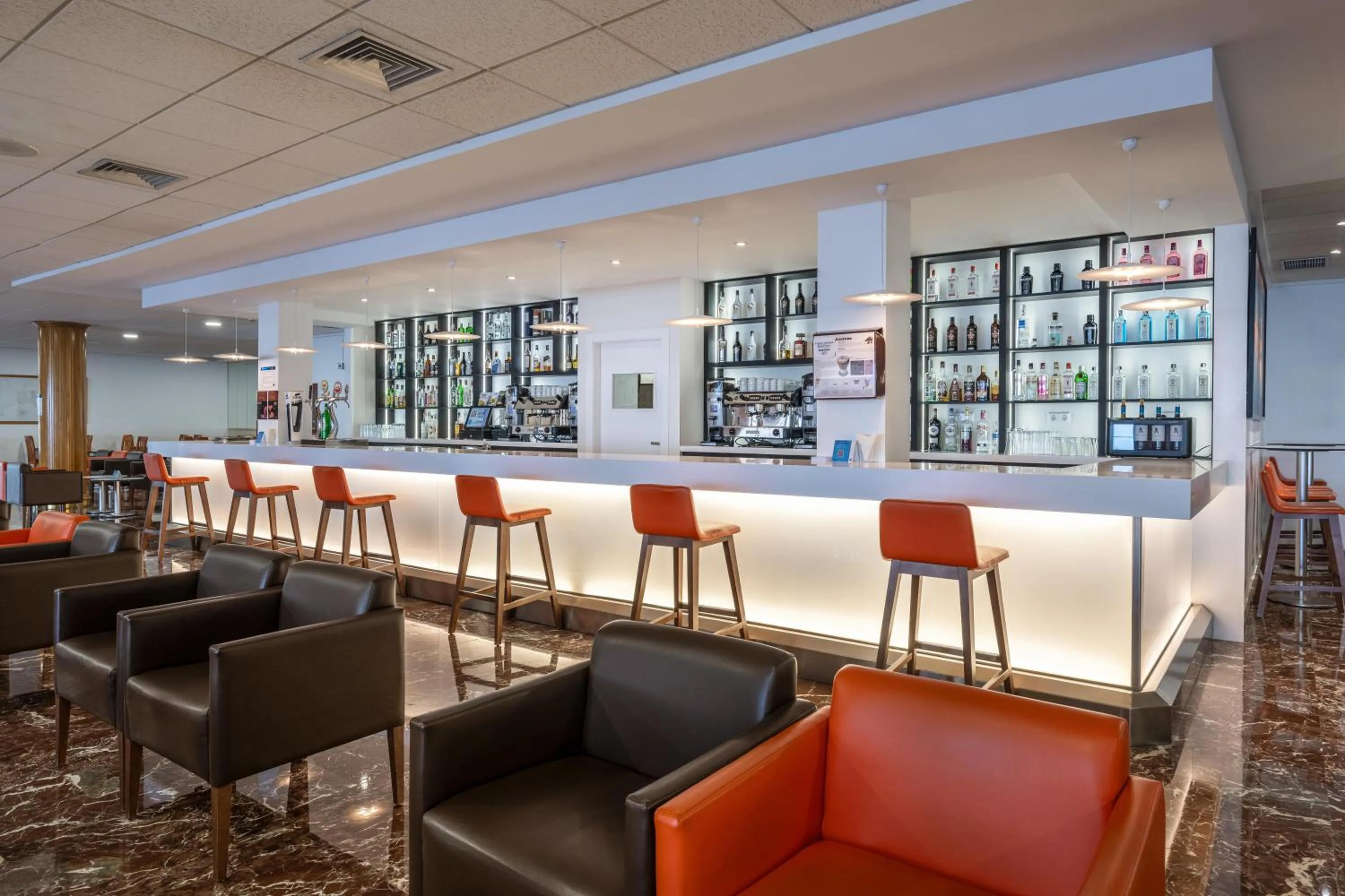Lounge or bar in Hotel Poseidon Playa