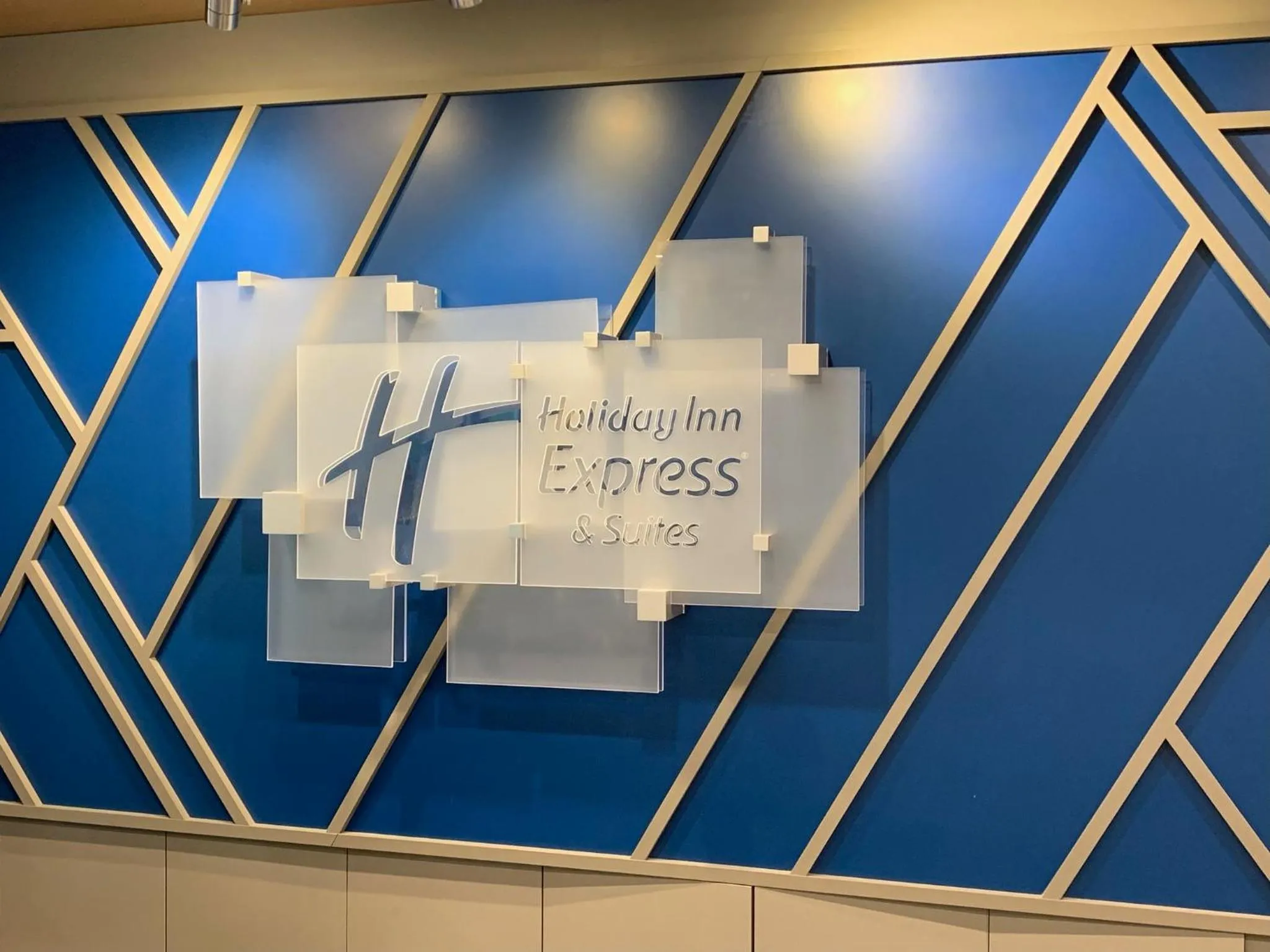 Property building in Holiday Inn Express & Suites Courtenay - Comox by IHG