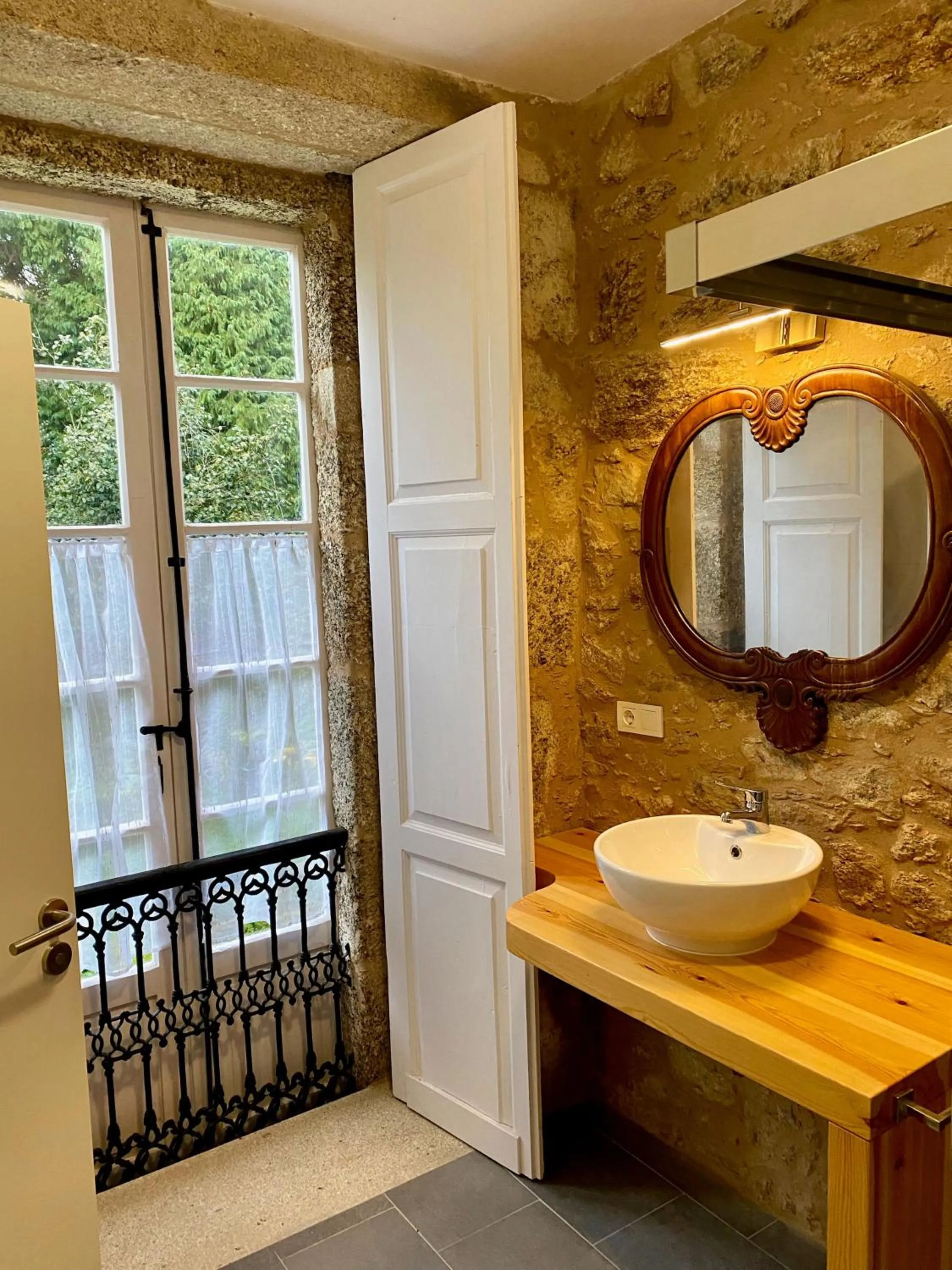 Bathroom in Hotel Pazo de Bieite