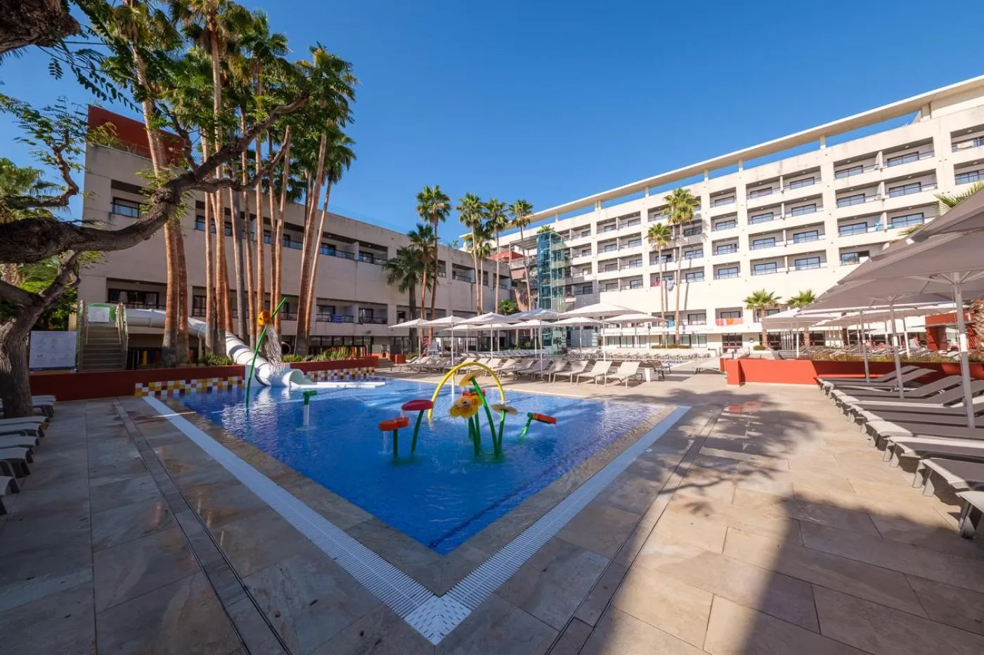 Swimming pool in Estival Park Marena