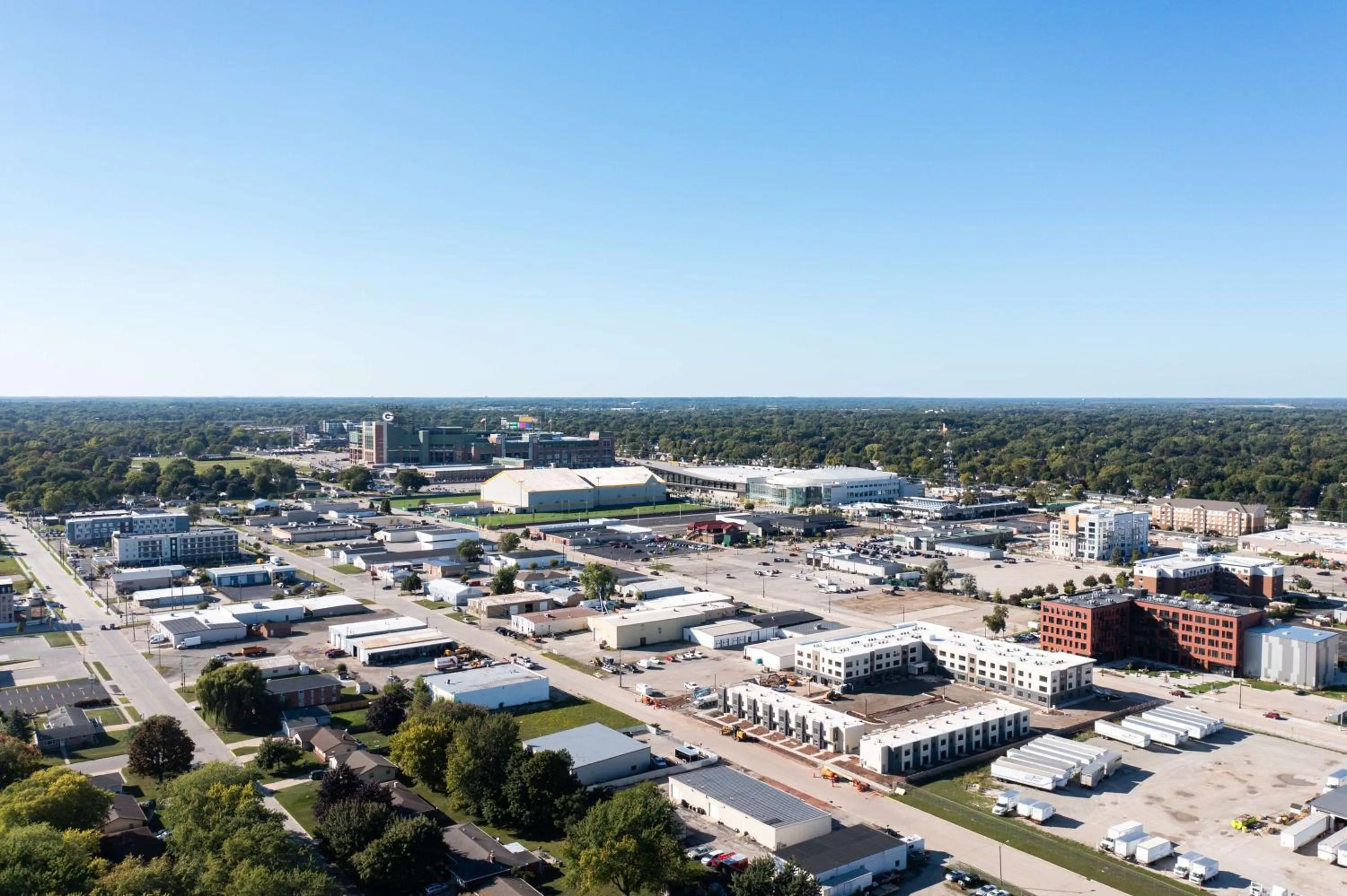 Property building in Hampton Inn Green Bay Stadium, Wi