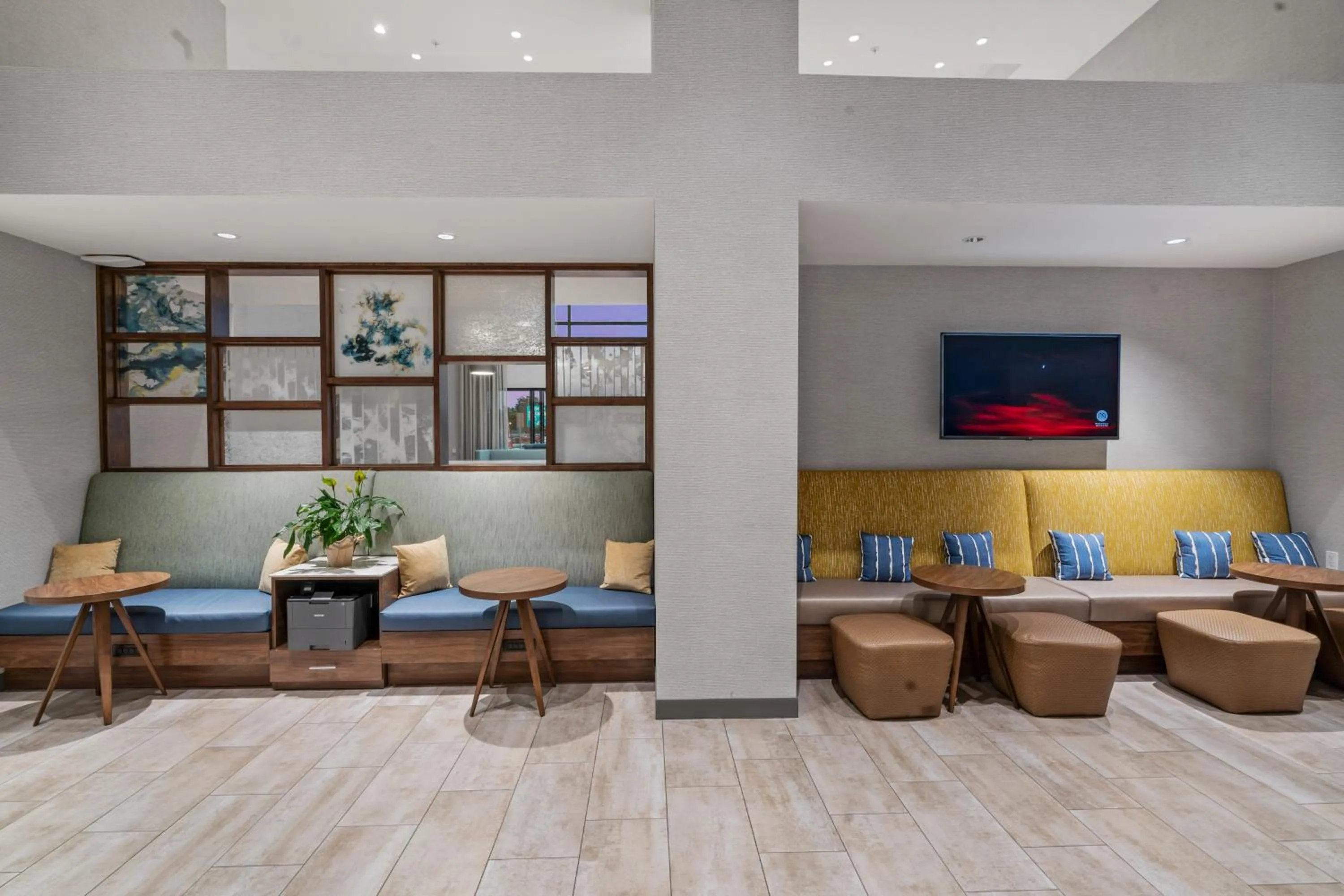 Lobby or reception in Hampton Inn Morro Bay