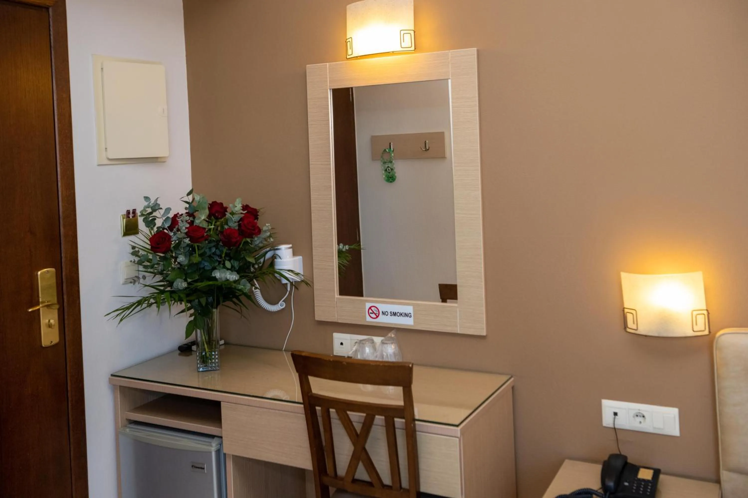 Bedroom in Kronos Hotel