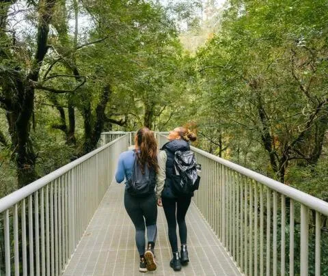 Alpine Hotel, Eat Drink Sleep