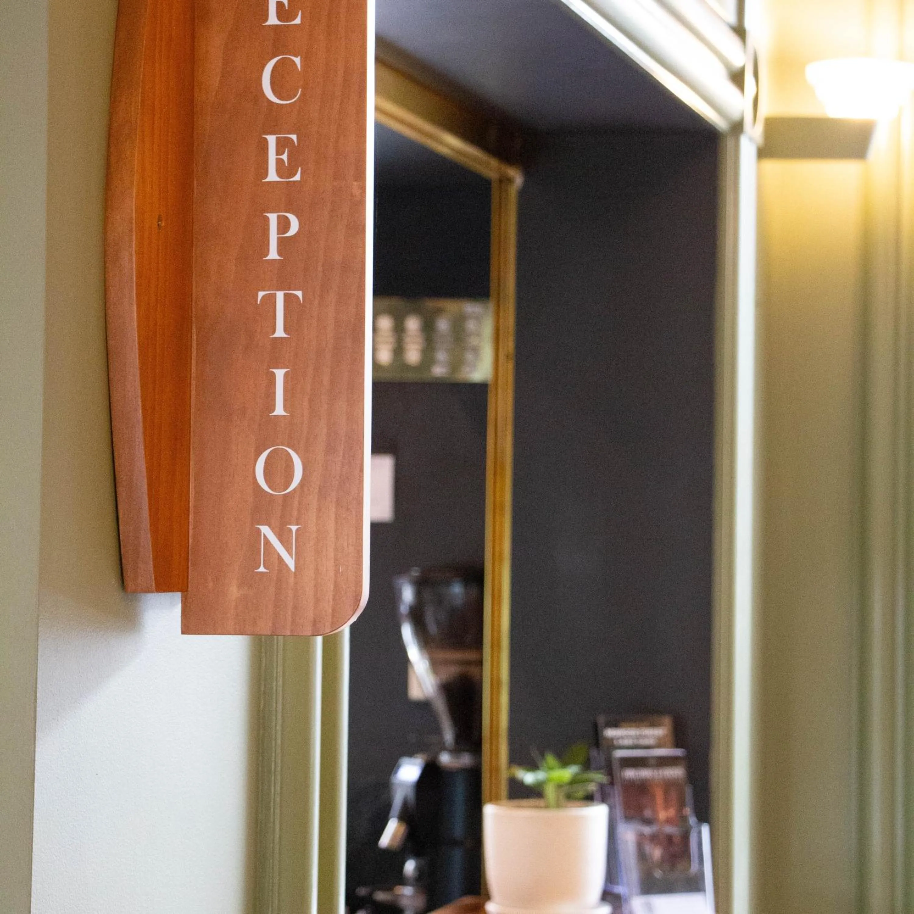 Alpine Hotel, Eat Drink Sleep