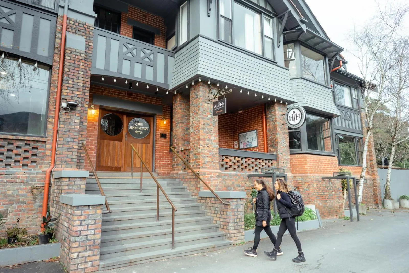 Alpine Hotel, Eat Drink Sleep