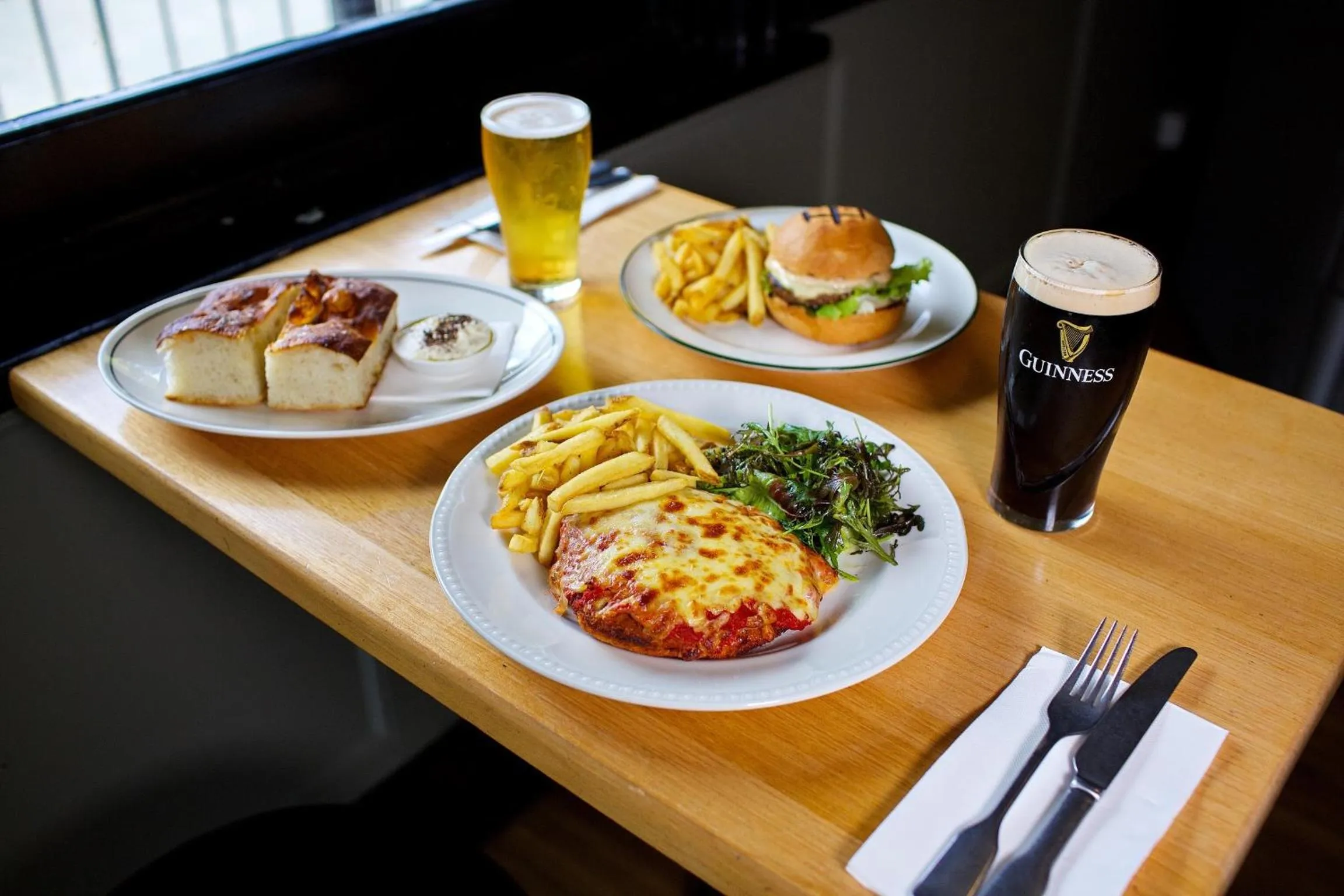 Alpine Hotel, Eat Drink Sleep