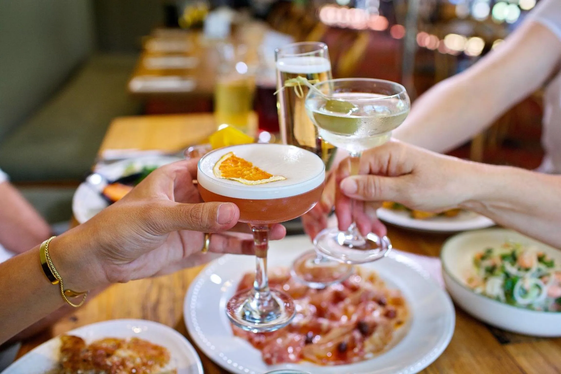 Alpine Hotel, Eat Drink Sleep