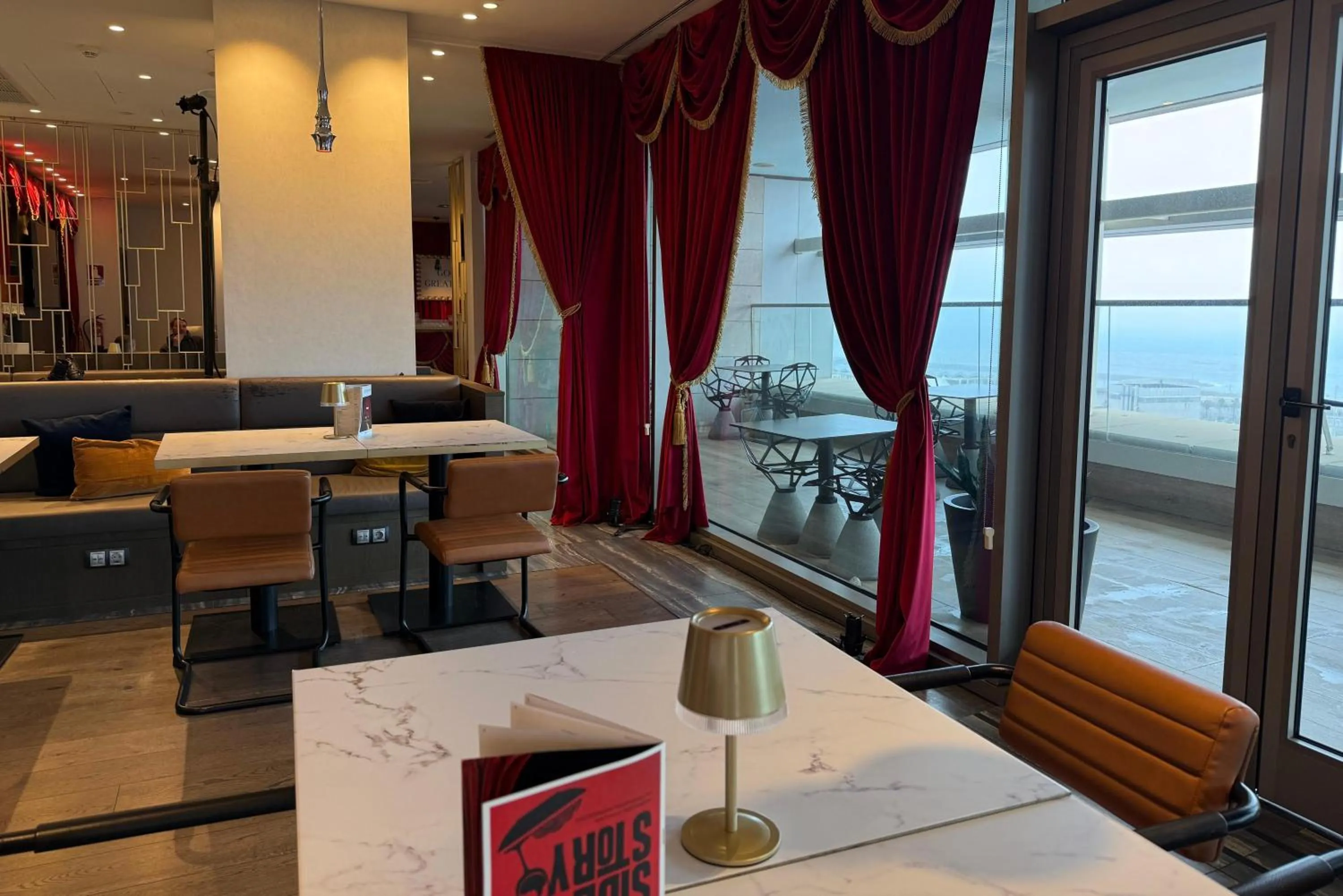 Restaurant/places to eat in Hilton Diagonal Mar Barcelona