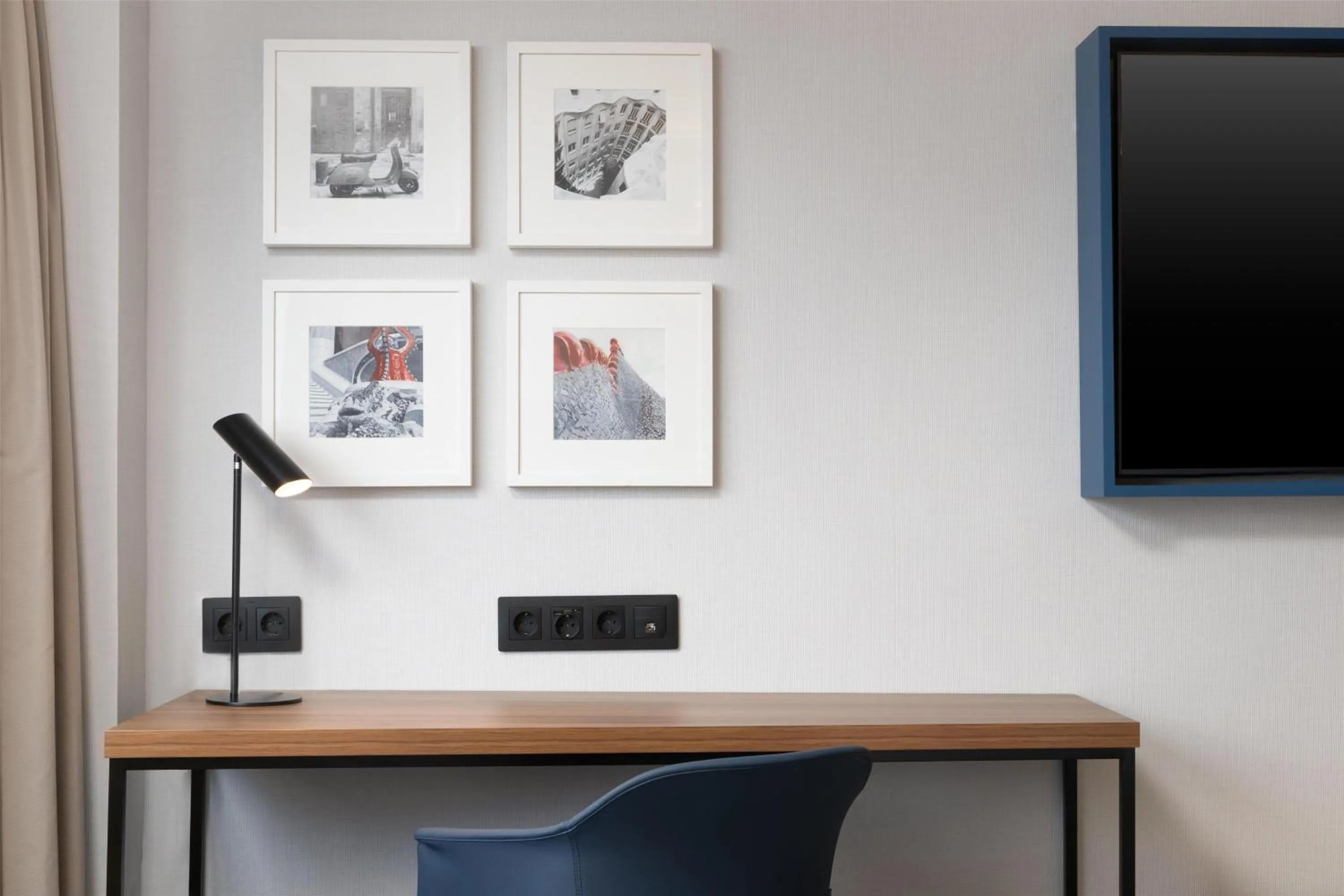 Bedroom in Hilton Barcelona