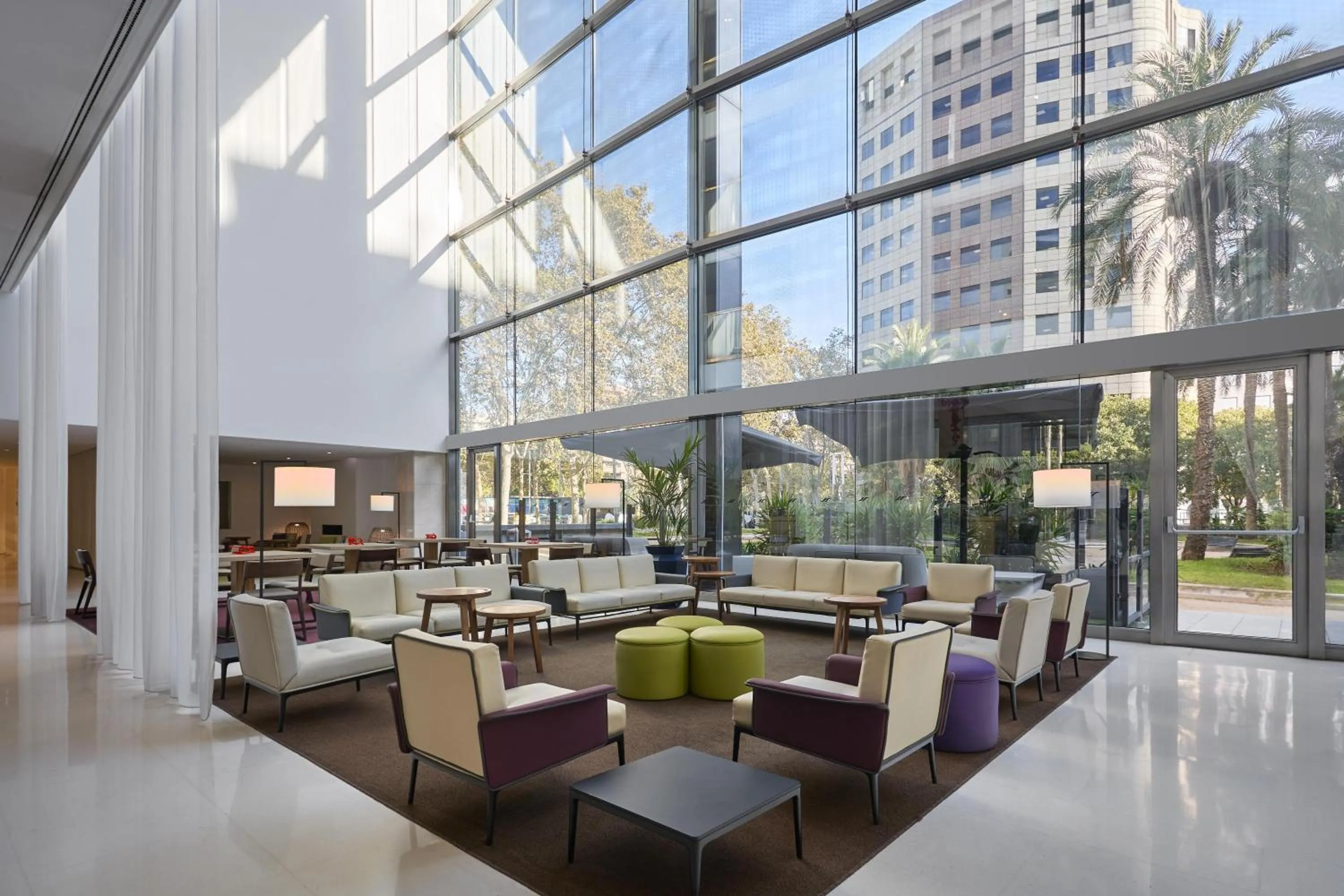 Lobby or reception in Hilton Barcelona