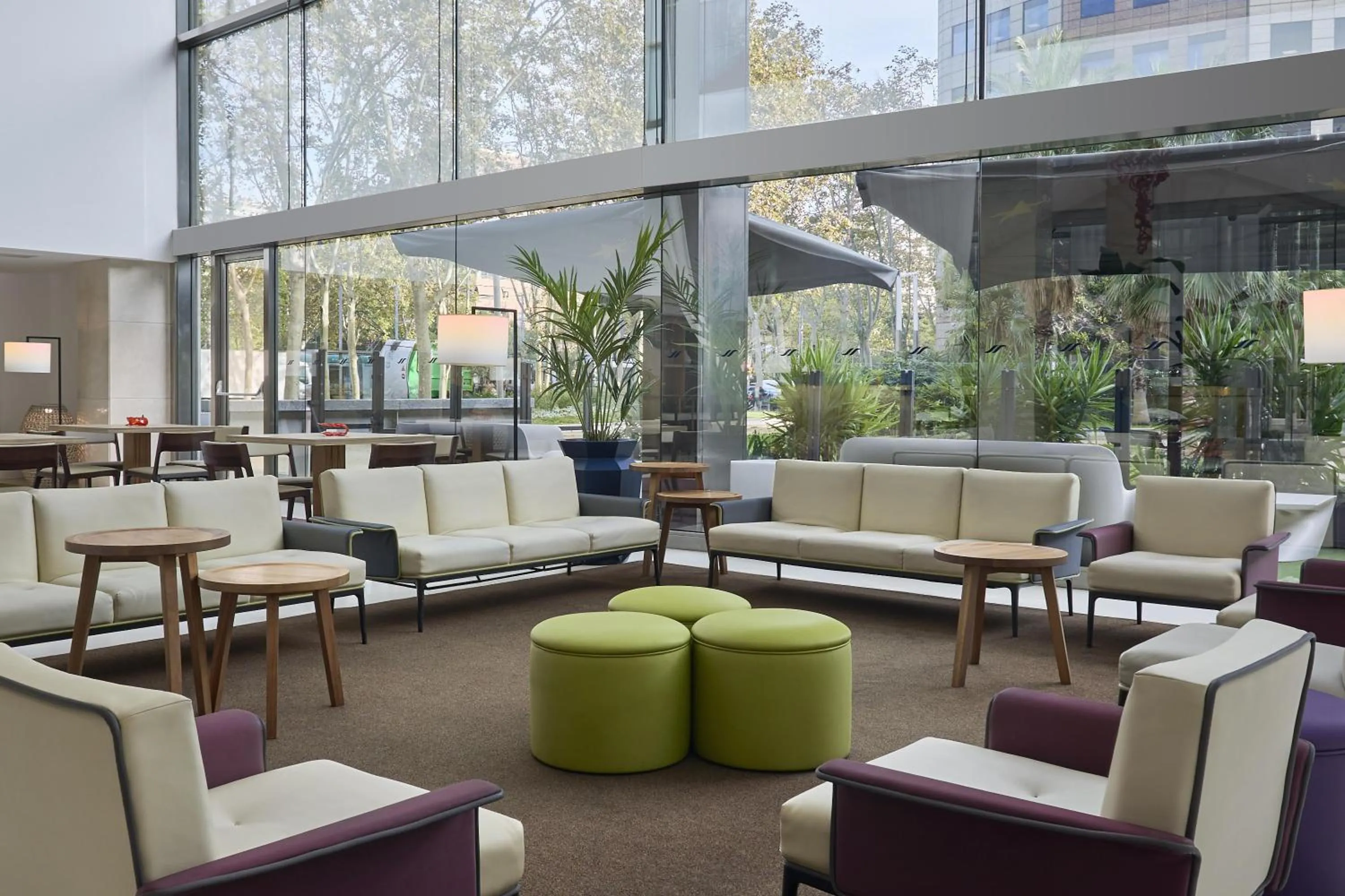 Lobby or reception in Hilton Barcelona