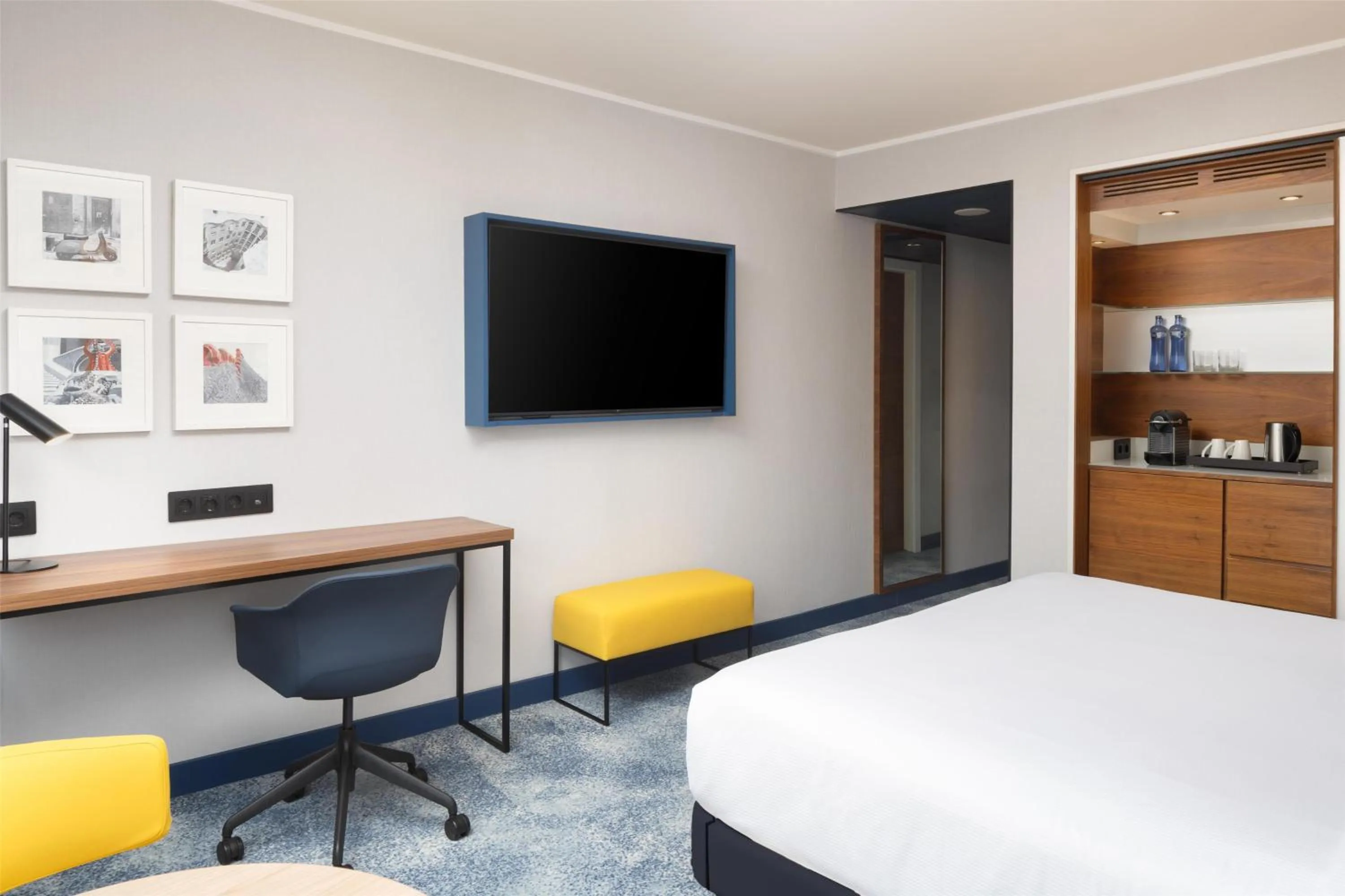 Bedroom, Bed in Hilton Barcelona