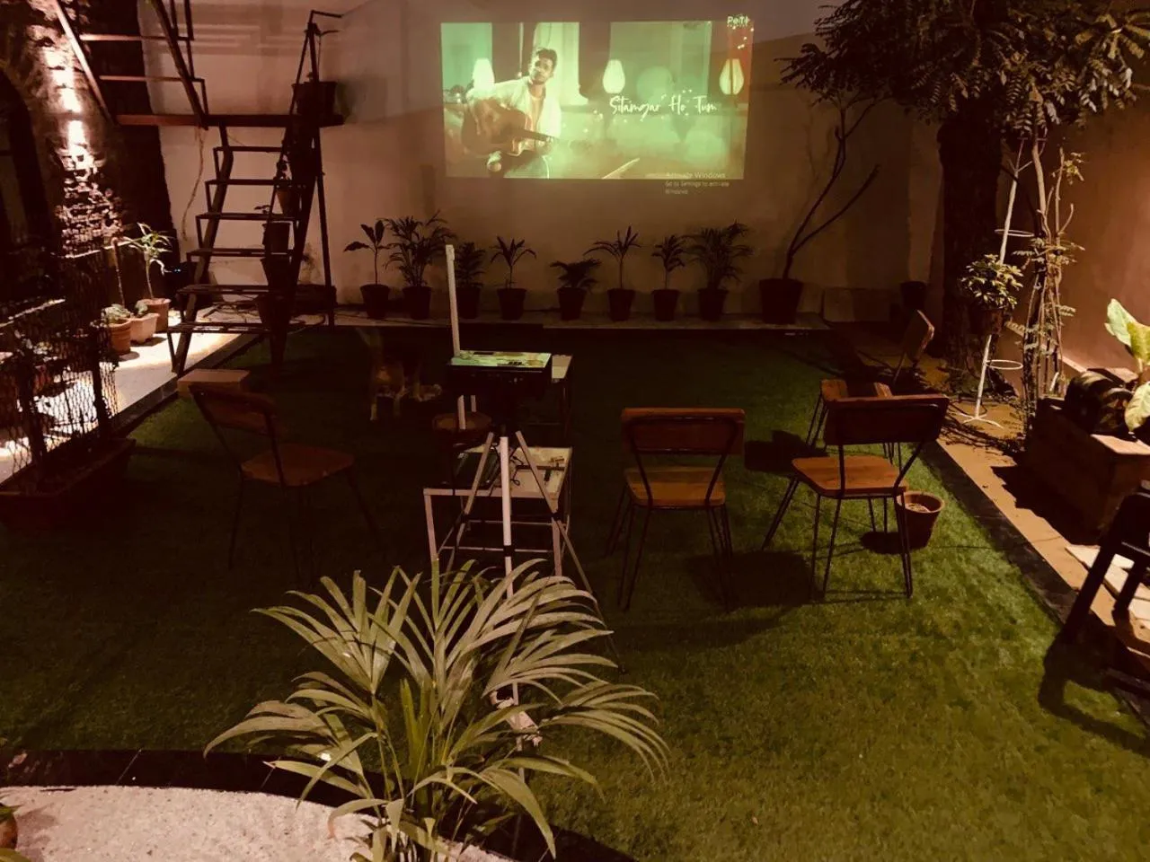 Garden in MAGAN NIWAS