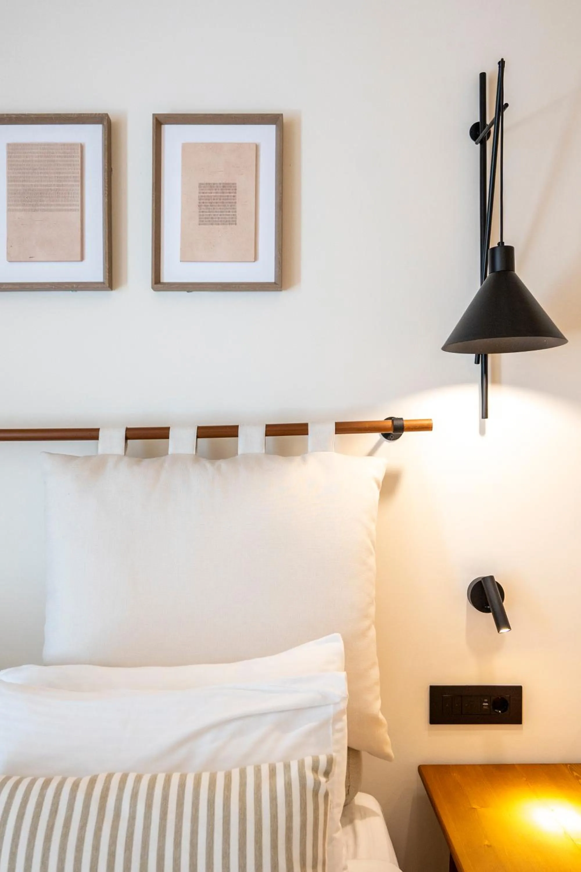 Bed in Aegean Houses