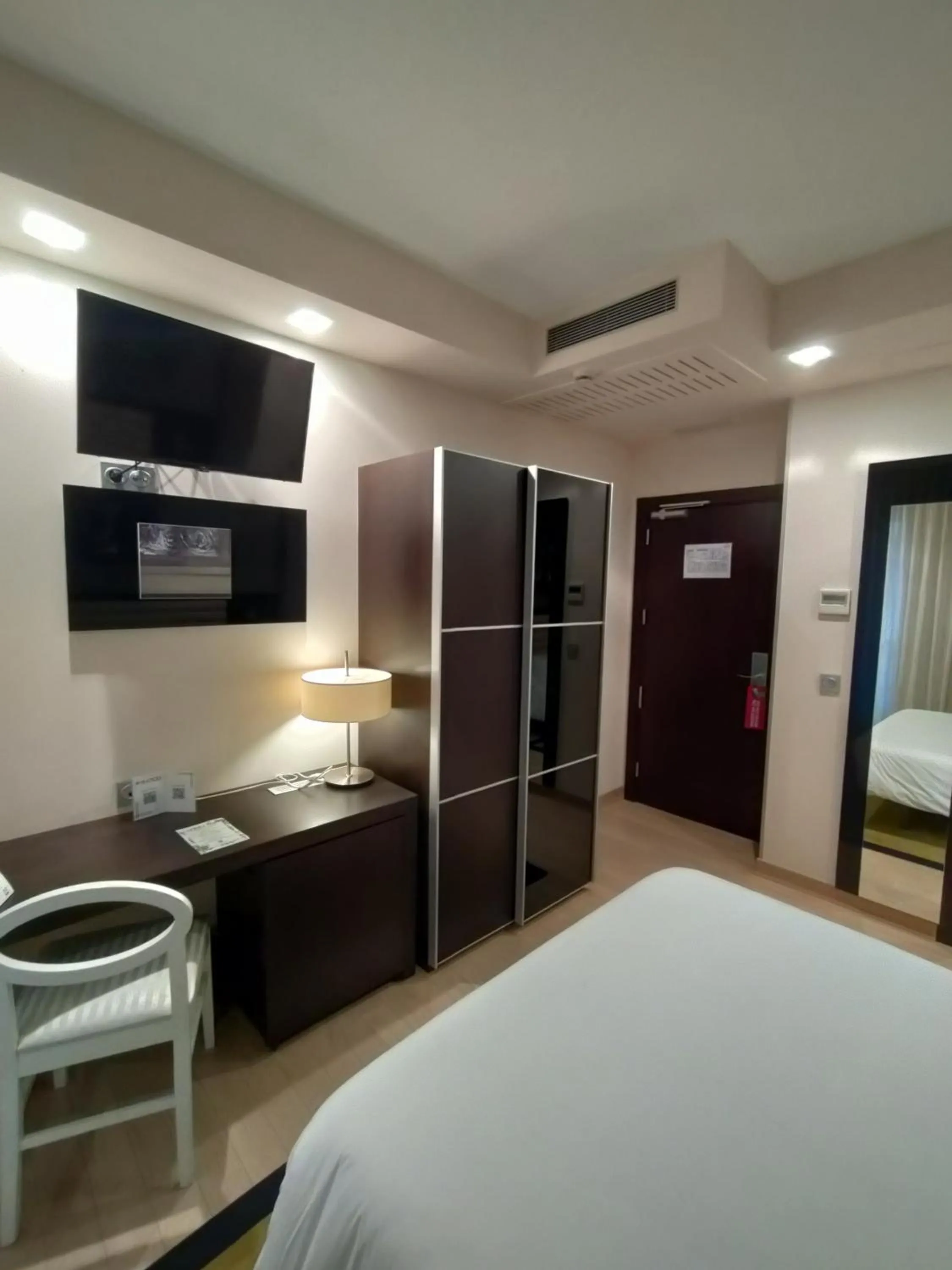 Bedroom, Bed in Hotel Bienestar Moaña