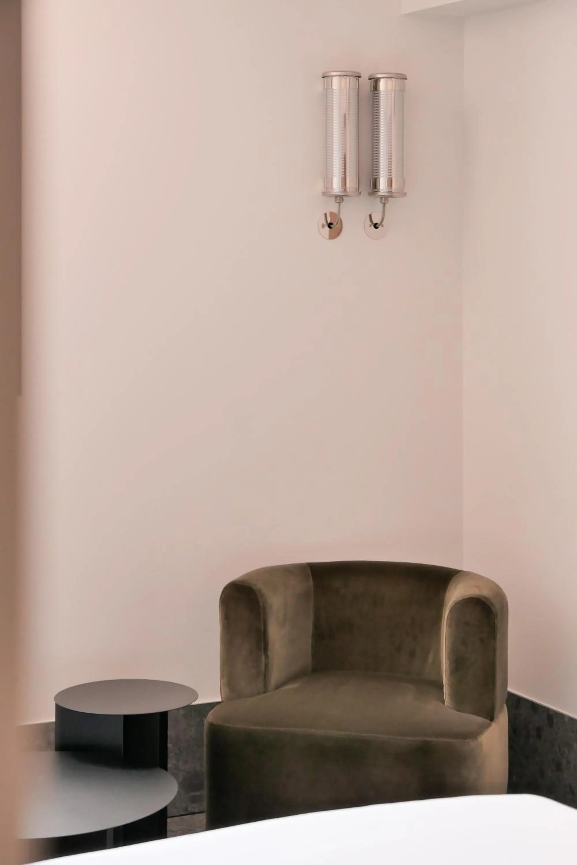 Photo of the whole room in Hotel Moderne