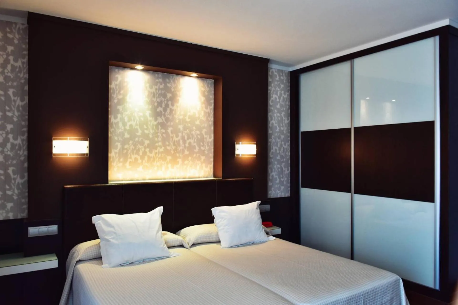 Bedroom, Bed in Hotel Alda Carril