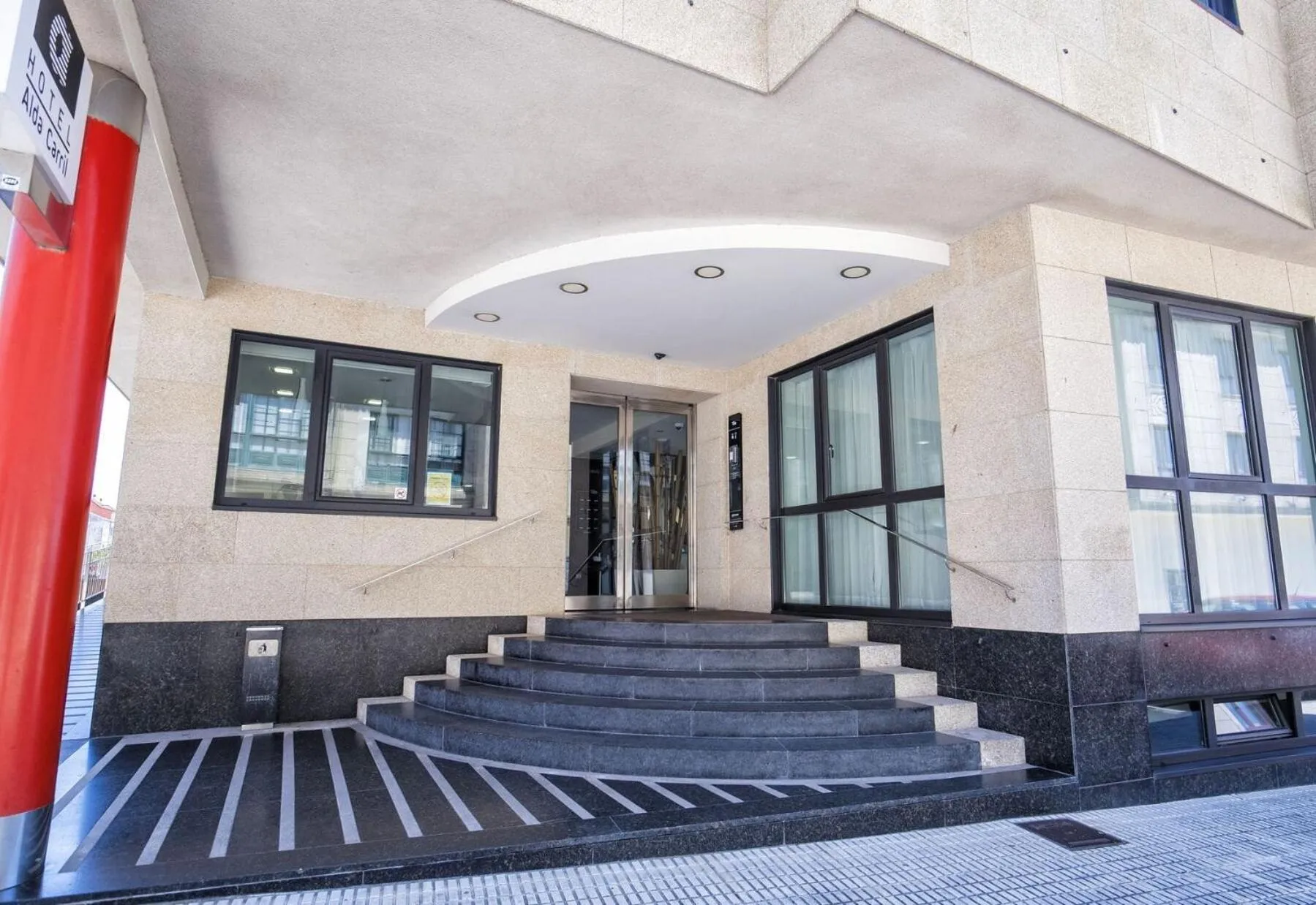 Facade/entrance in Hotel Alda Carril