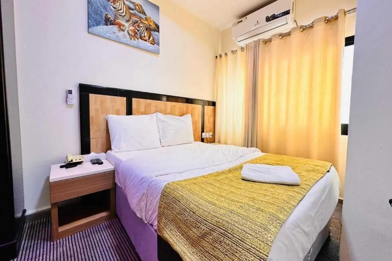 Bedroom in Sharjah Plaza Hotel