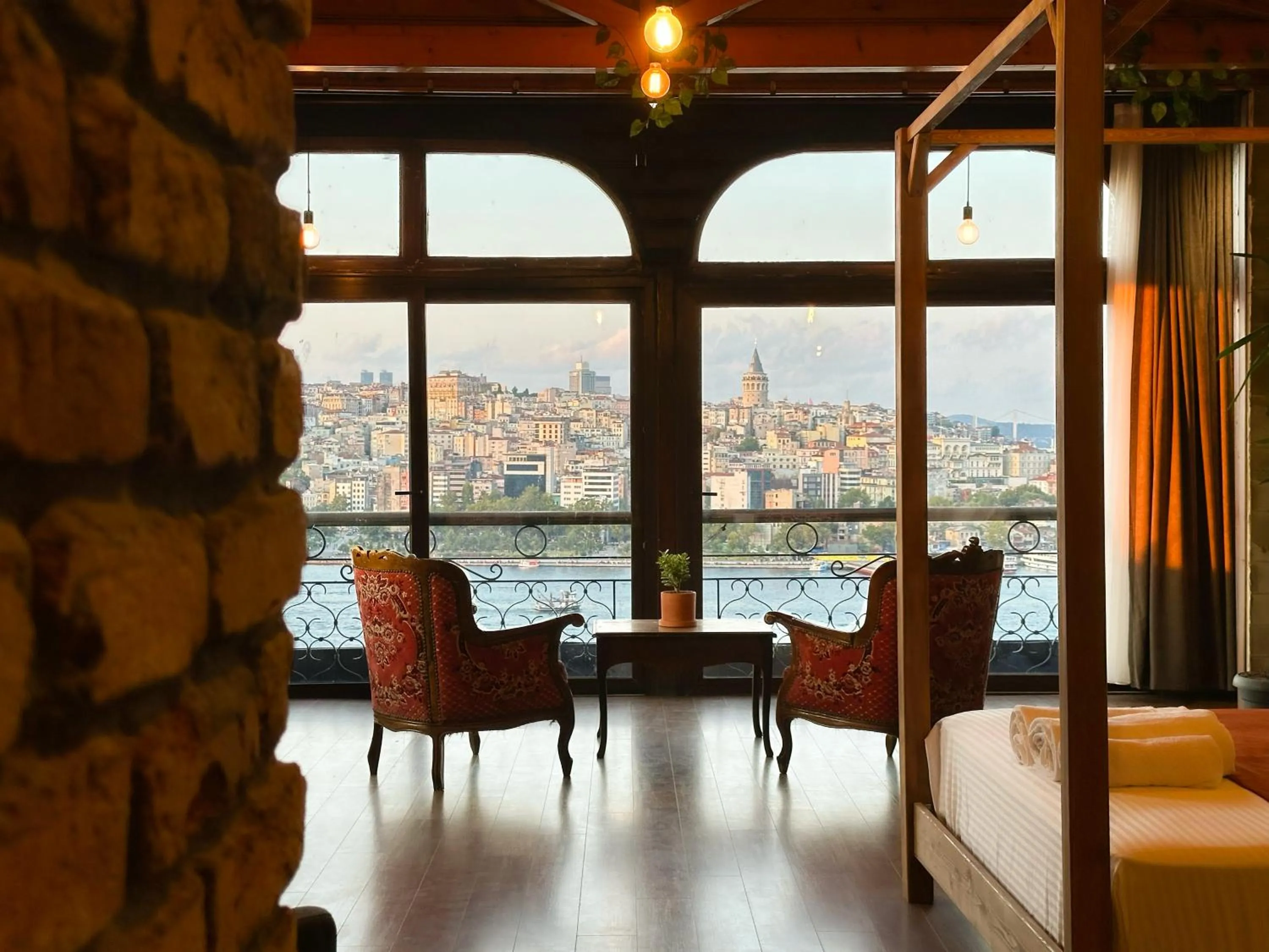 Bed in The Haliç Bosphorus Hotel