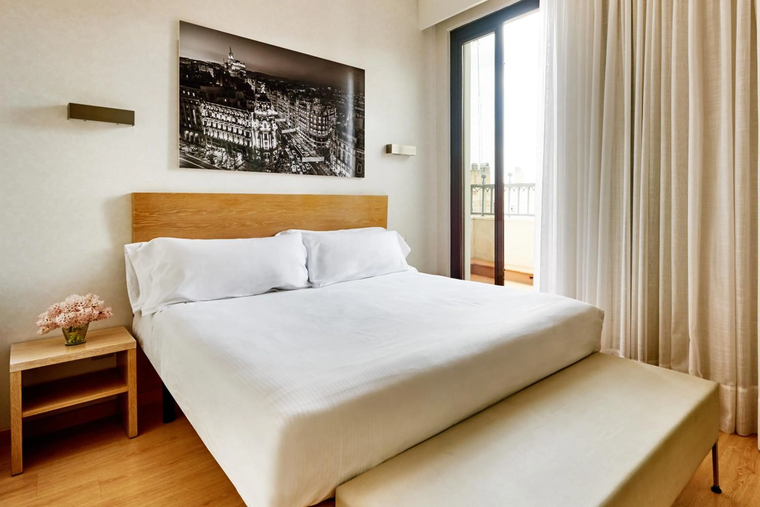 Bed in Regente Hotel