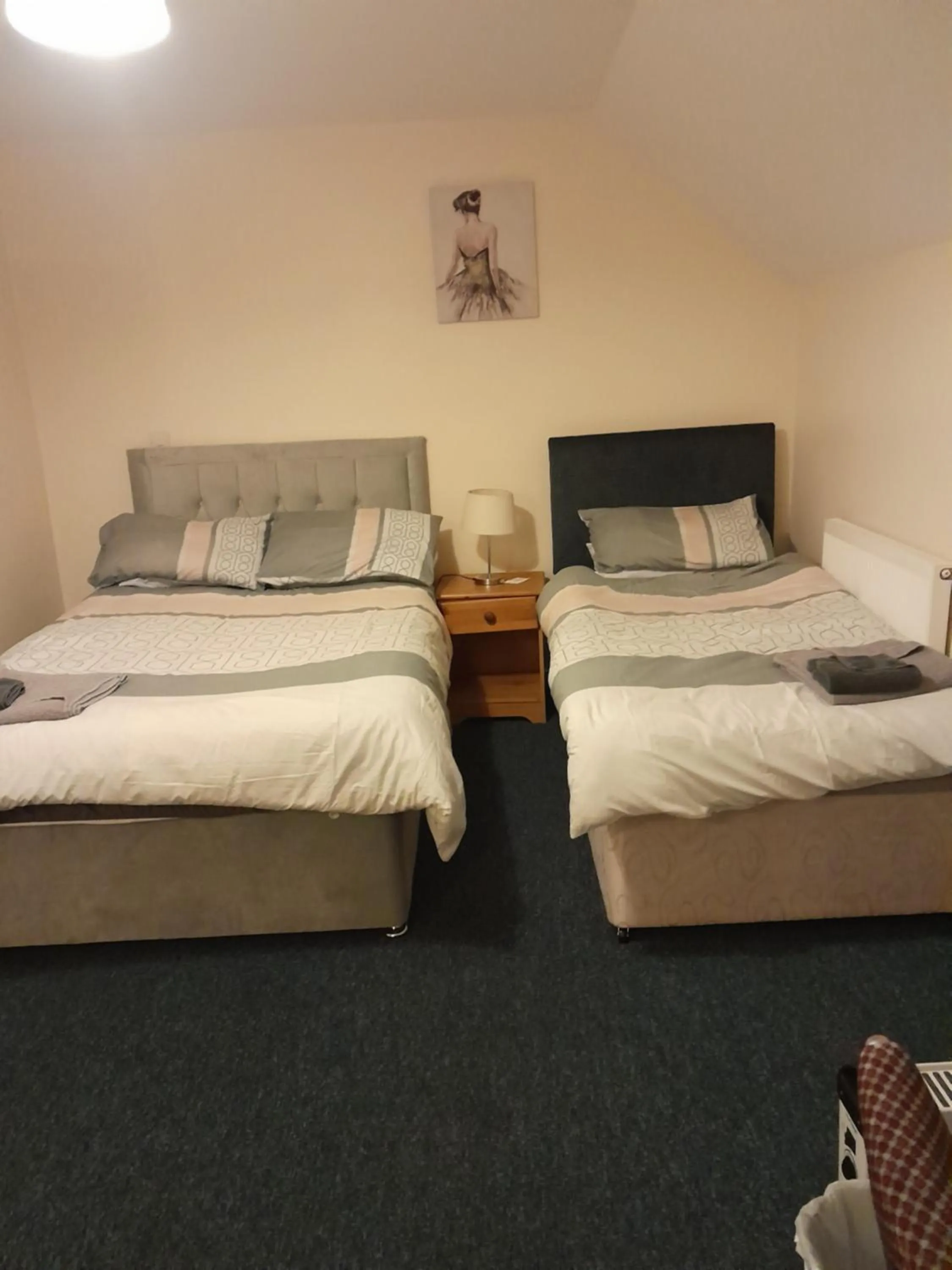 Bed in Kings Arms Guest House Ebbw Vale