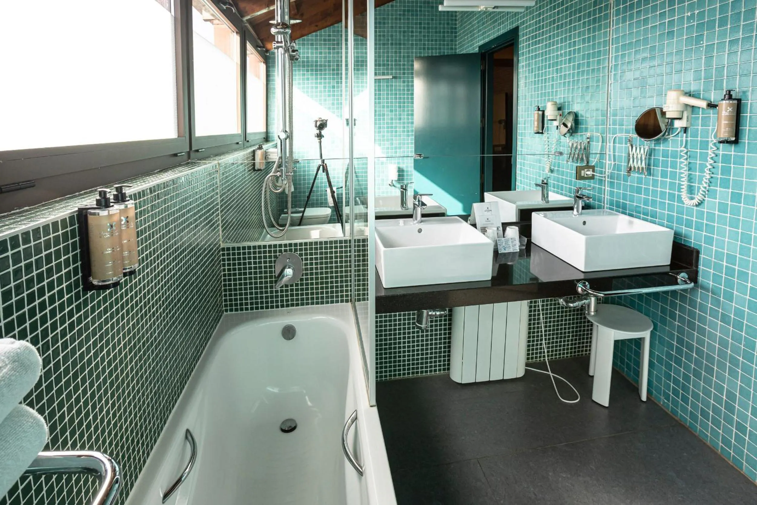 Bathroom in Hotel Parque de Monfragüe