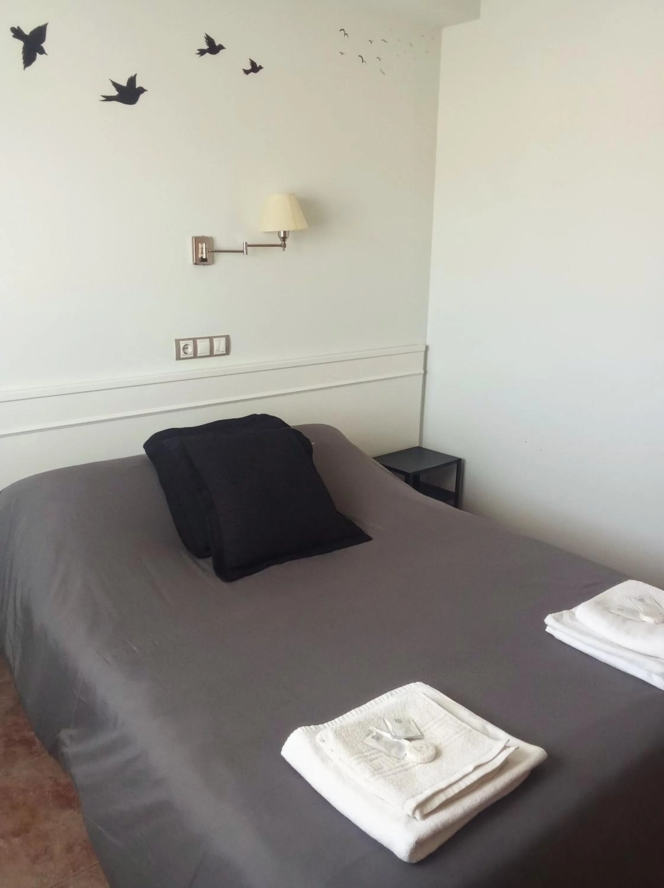 Bed in H&G LOZOYUELA