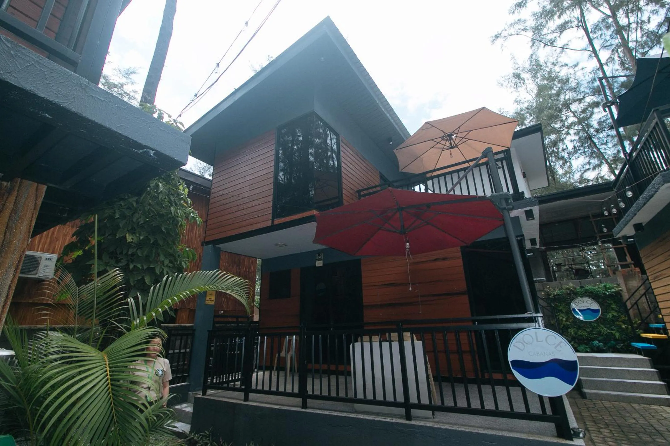 RedDoorz @ Dolce Cabanas Beach Resort