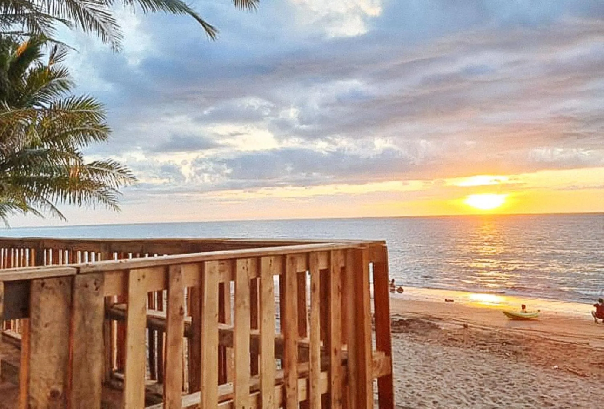 Sunset in RedDoorz @ Balai Baibai Cagayan