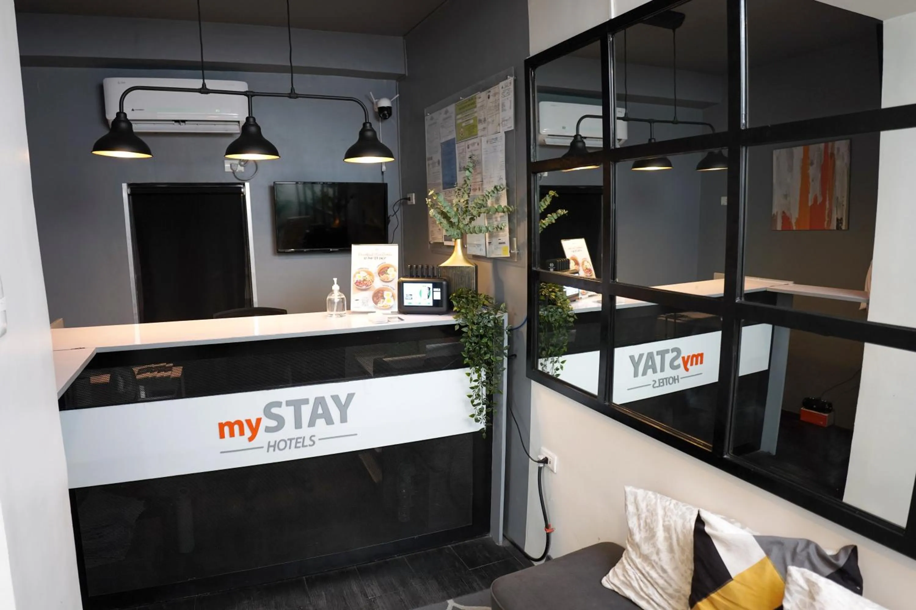 Property logo or sign in mySTAY Hotel BGC South