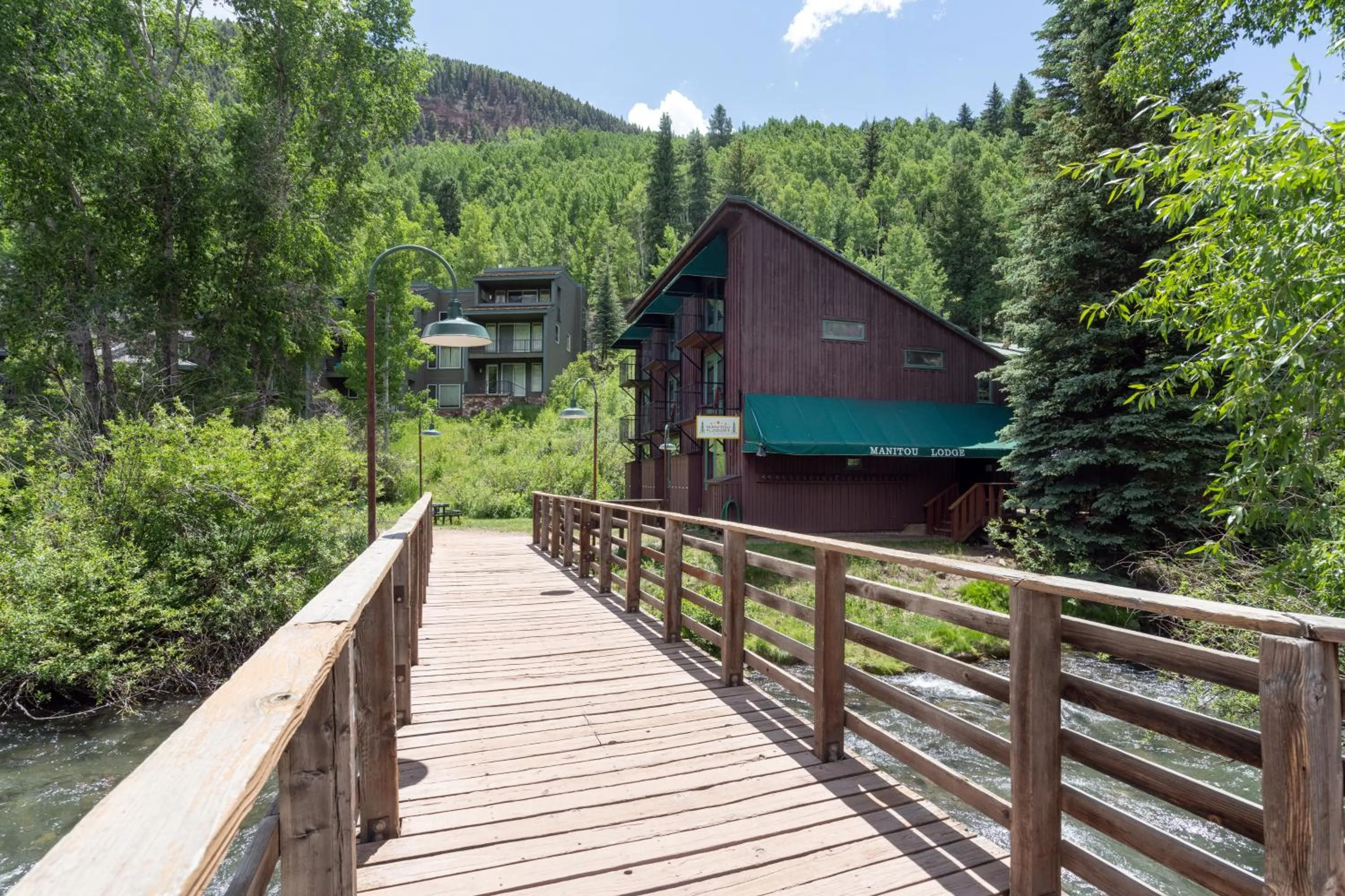Manitou Lodge 2 by Alpine Lodging Telluride