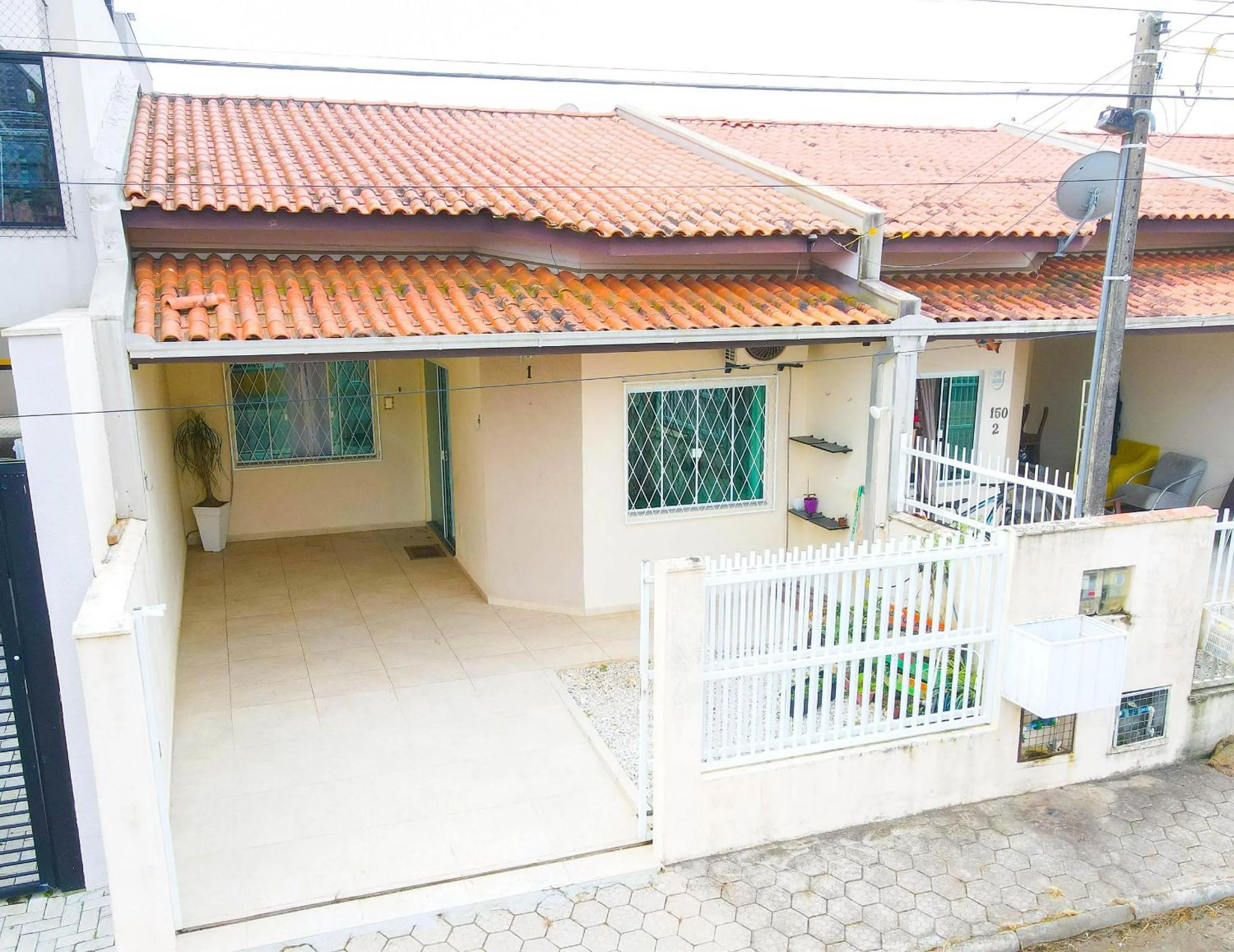 Facade/entrance in Ótima casa apenas 50metros da praia - em Balneário Piçarras