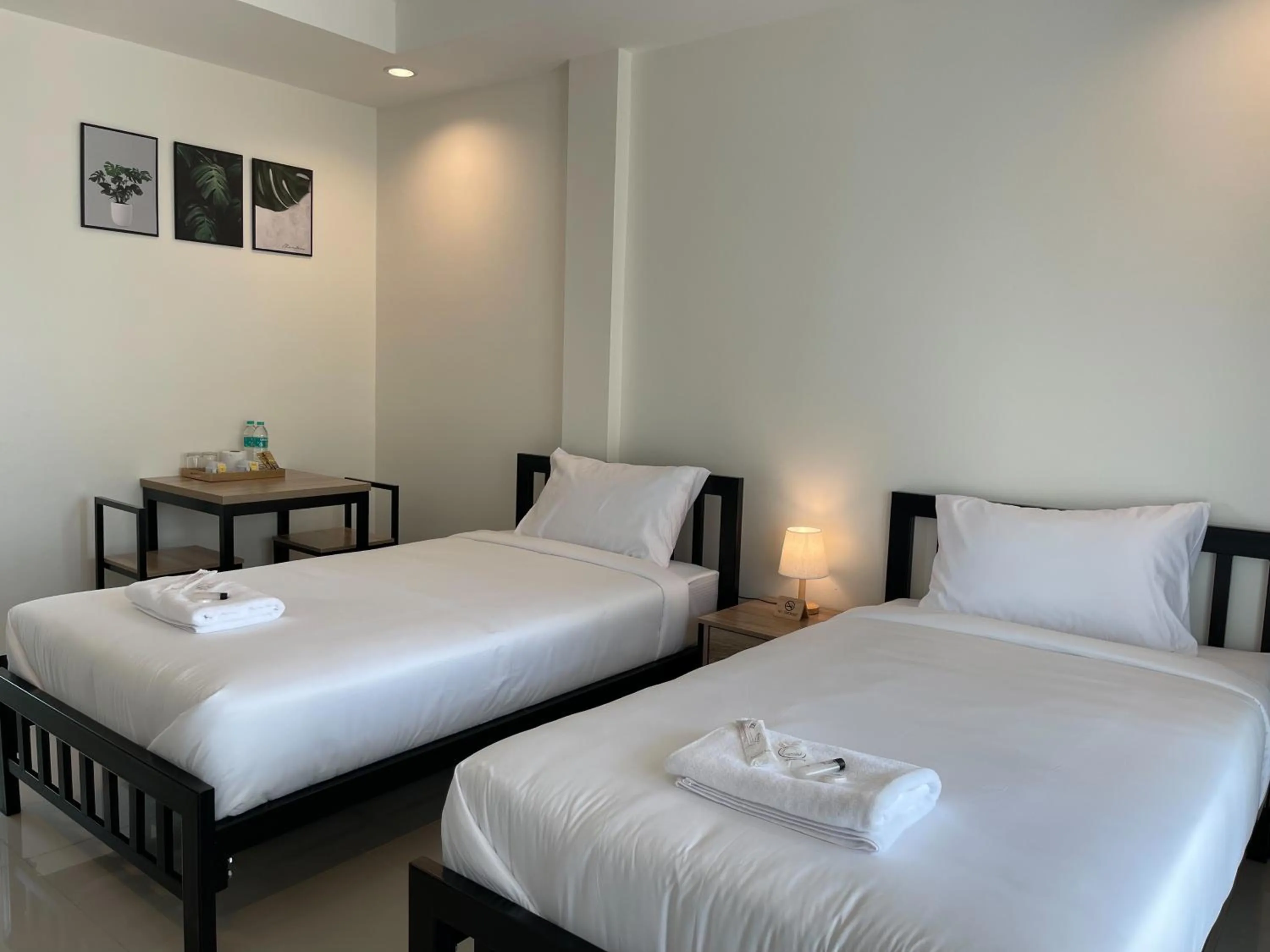 Bed in Ivory House Sriracha