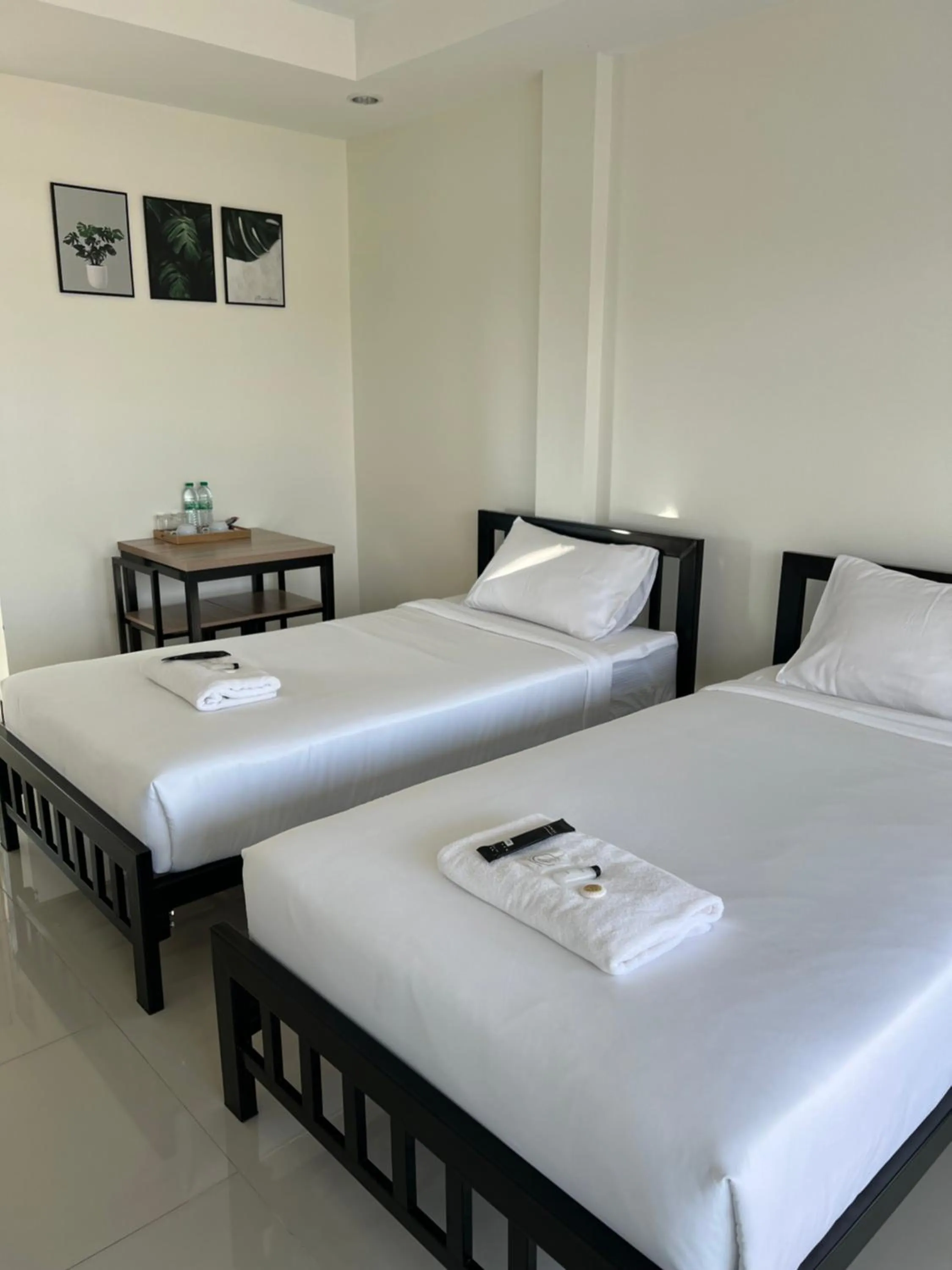 Bed in Ivory House Sriracha