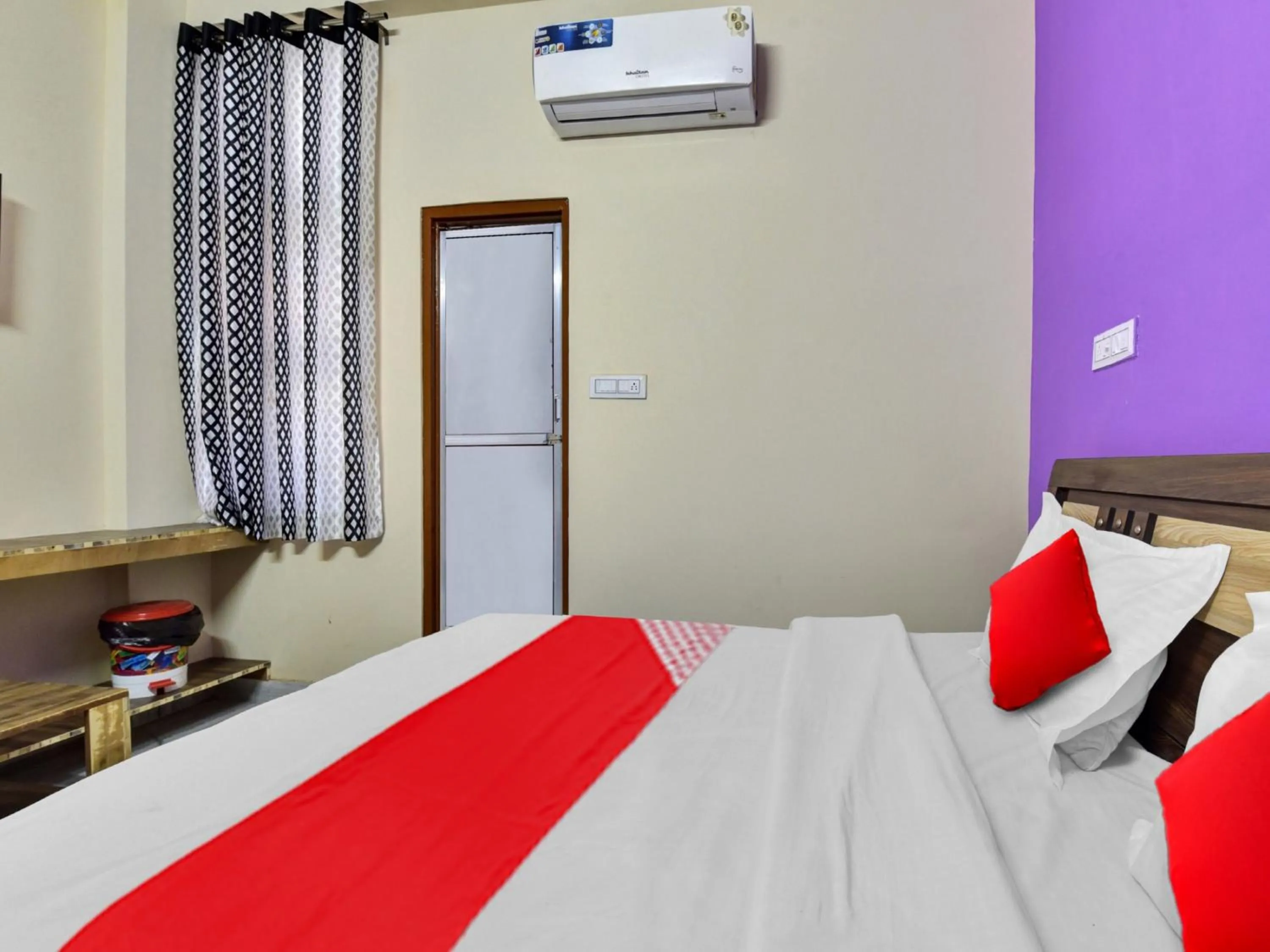 Bedroom in Hotel O Hastinapur Residency